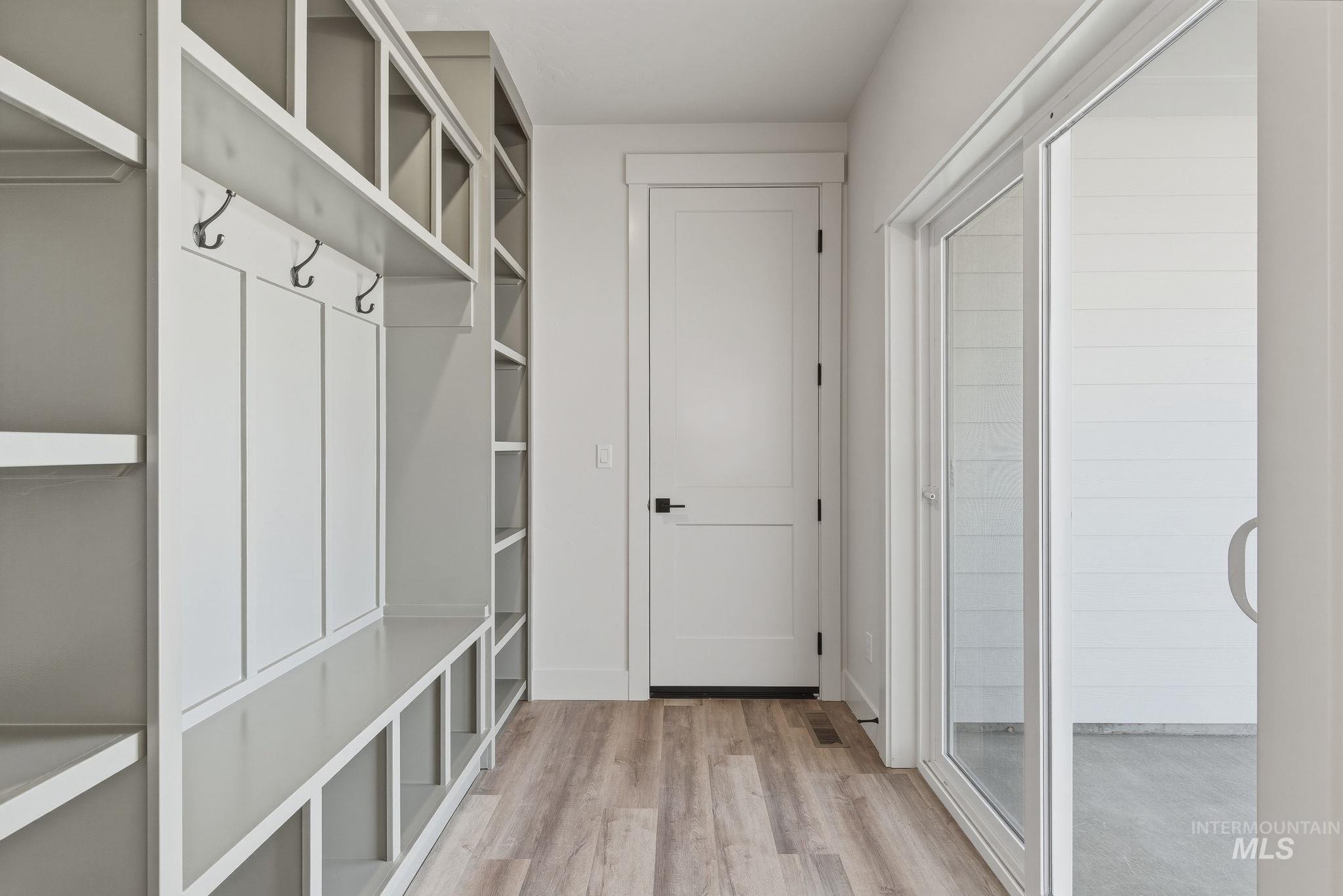 410 Mayfield Springs Blvd, Boise, Idaho 83716, 4 Bedrooms, 2.5 Bathrooms, Residential For Sale, Price $448,000, 98962081