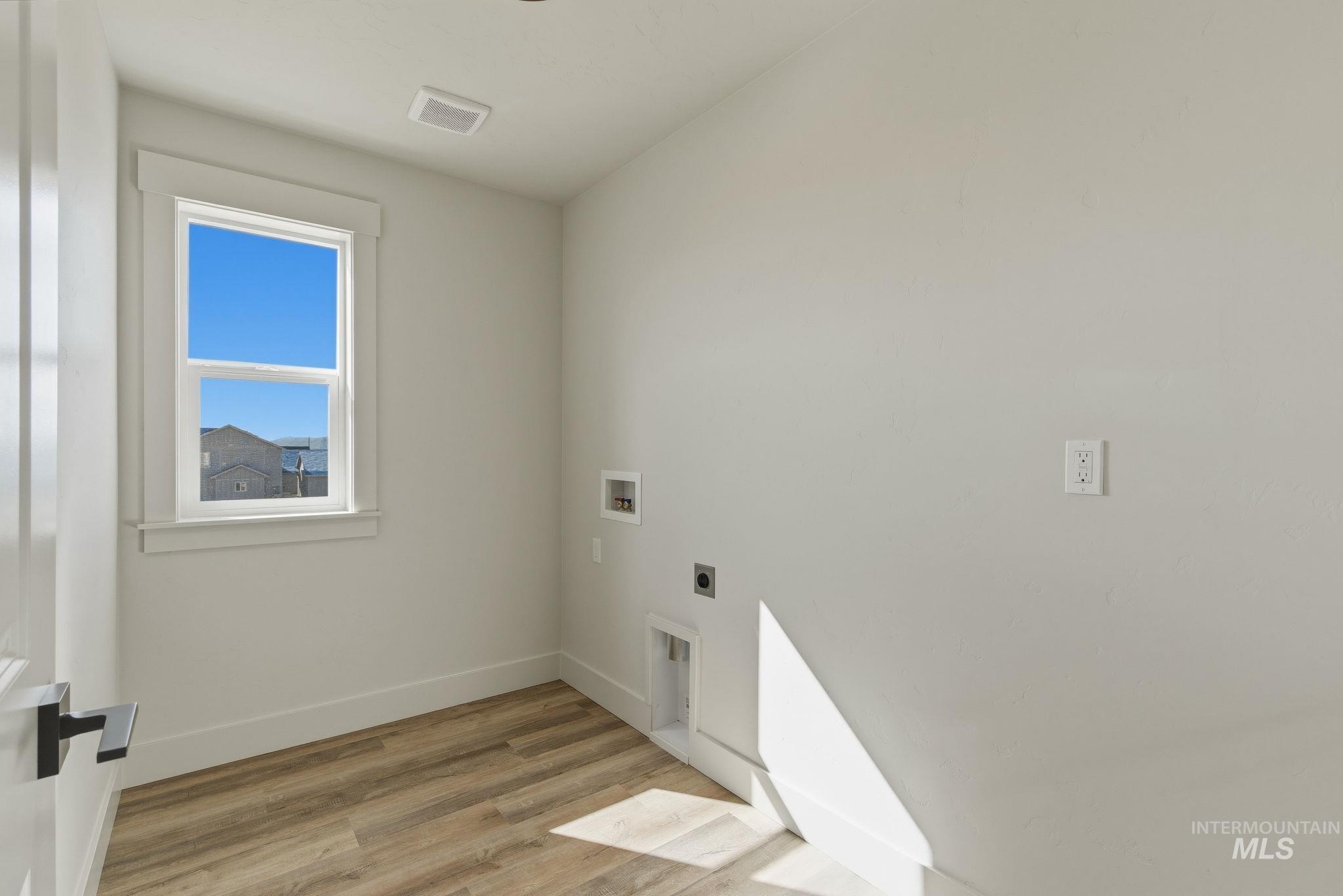 410 Mayfield Springs Blvd, Boise, Idaho 83716, 4 Bedrooms, 2.5 Bathrooms, Residential For Sale, Price $448,000, 98962081