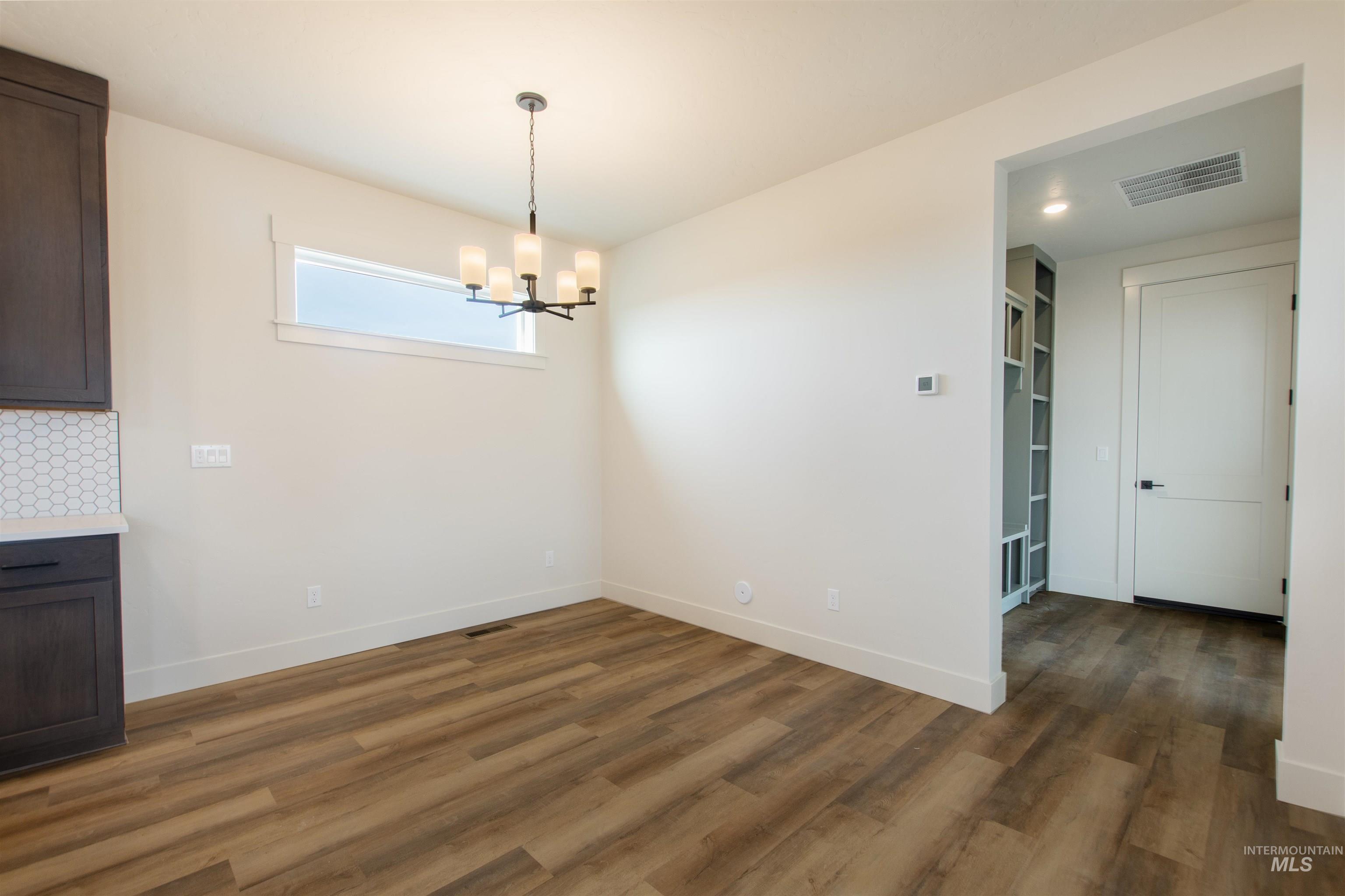 410 Mayfield Springs Blvd, Boise, Idaho 83716, 4 Bedrooms, 2.5 Bathrooms, Residential For Sale, Price $460,000, 98962081