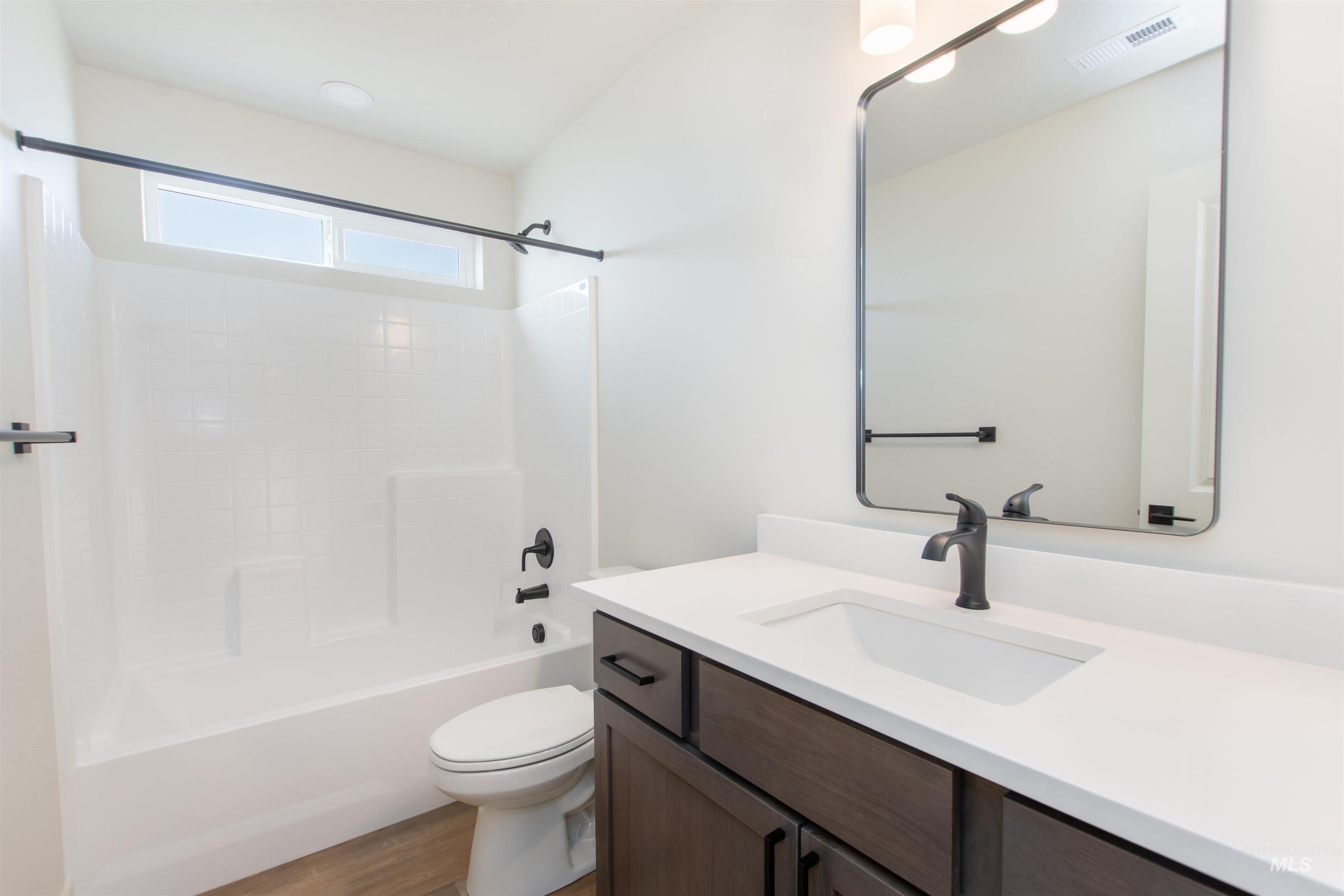 410 Mayfield Springs Blvd, Boise, Idaho 83716, 4 Bedrooms, 2.5 Bathrooms, Residential For Sale, Price $460,000, 98962081