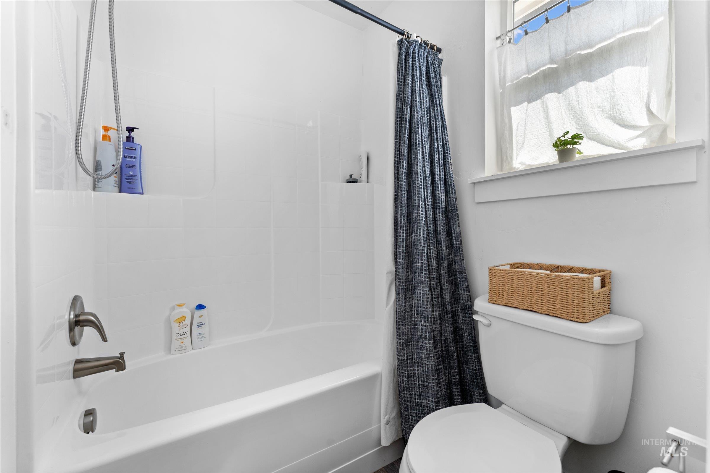 5855 Joe Ln, Nampa, Idaho 83687, 5 Bedrooms, 5 Bathrooms, Residential For Sale, Price $1,650,000,MLS 98962109