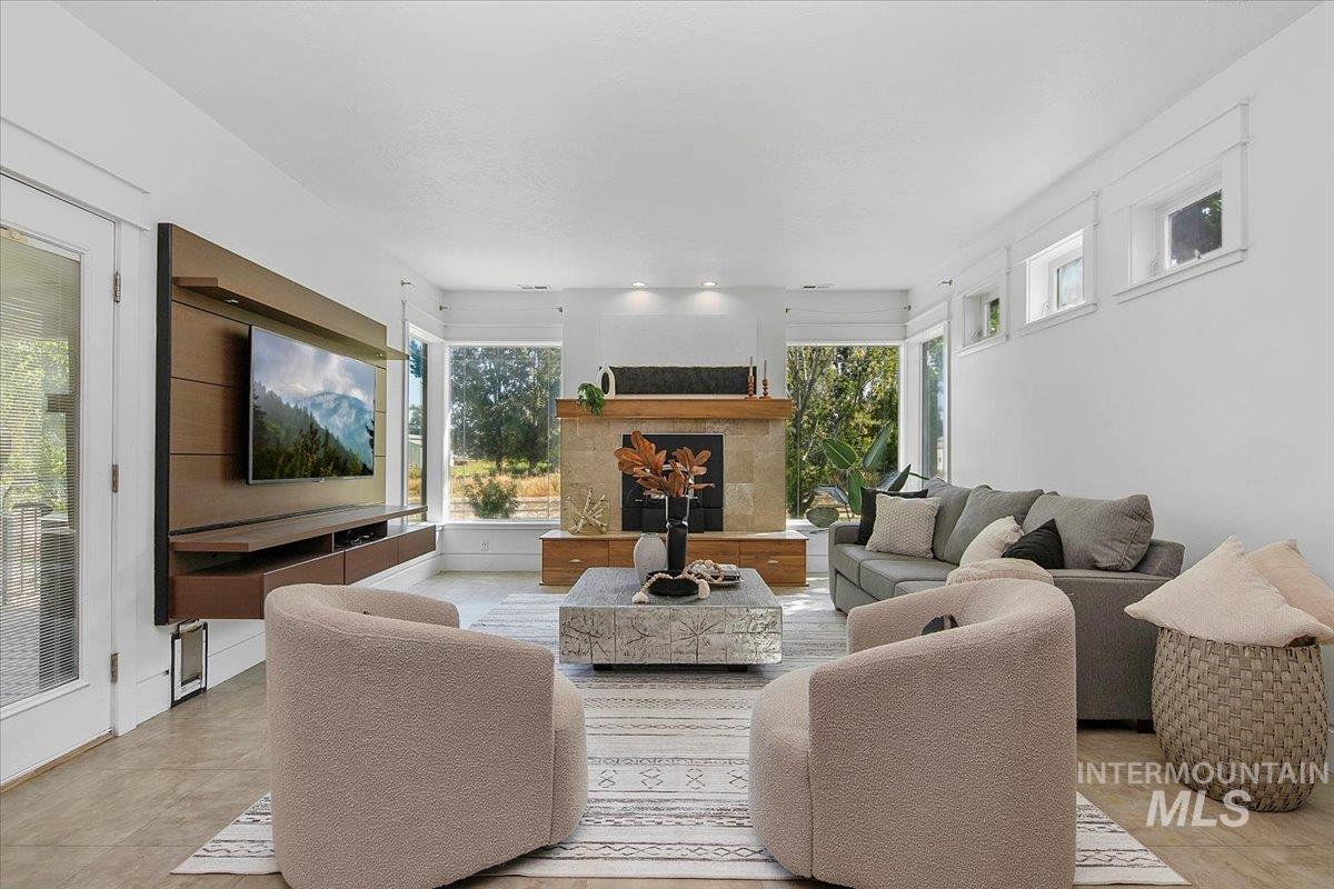 4154 W Morgan Creek Ct, Eagle, Idaho 83616, 6 Bedrooms, 5.5 Bathrooms, Residential For Sale, Price $1,899,000, 98962117