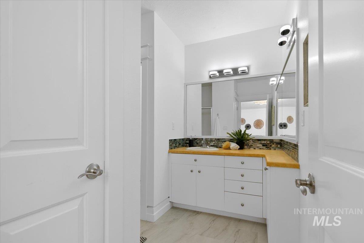 4154 W Morgan Creek Ct, Eagle, Idaho 83616, 6 Bedrooms, 5.5 Bathrooms, Residential For Sale, Price $1,899,000, 98962117