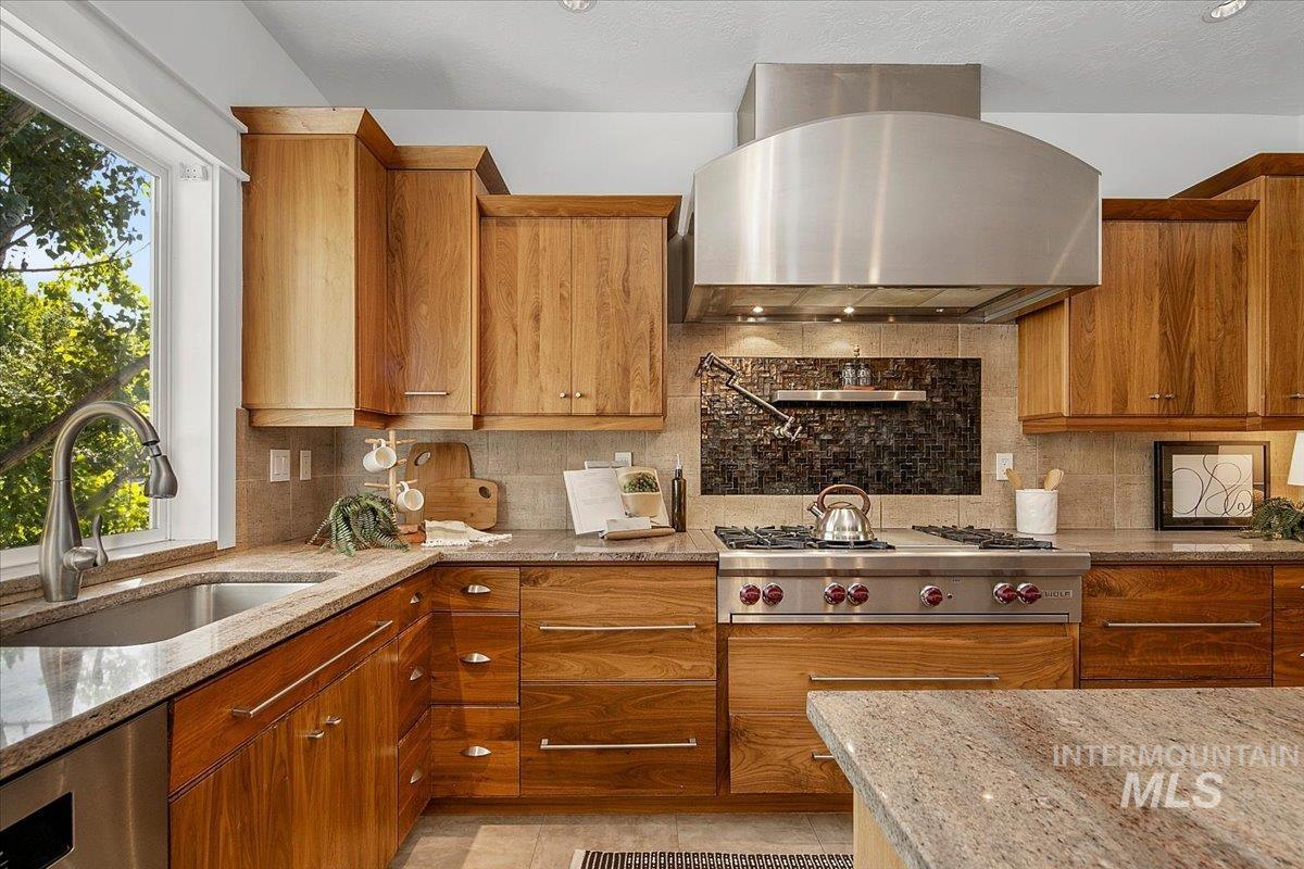 4154 W Morgan Creek Ct, Eagle, Idaho 83616, 6 Bedrooms, 5.5 Bathrooms, Residential For Sale, Price $1,899,000, 98962117