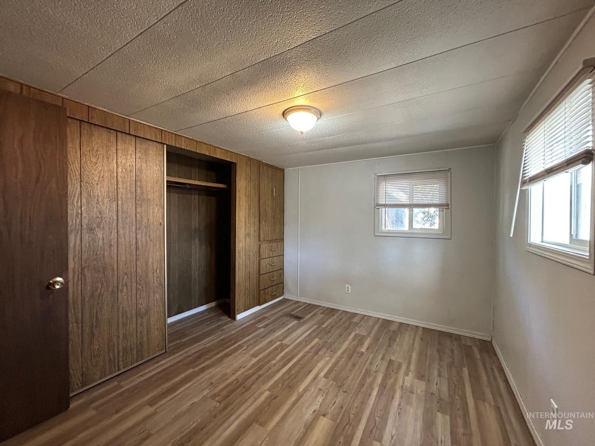 1383 Fair Street, Clarkston, Washington 99403, 2 Bedrooms, 1 Bathroom, Residential For Sale, Price $45,000, 98962118