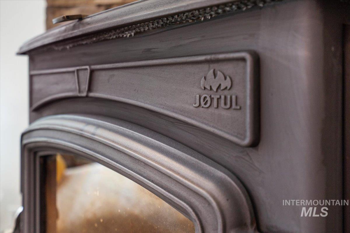 1640 Forest Trails Drive, McCall, Idaho 83638, 3 Bedrooms, 3 Bathrooms, Residential For Sale, Price $889,750,MLS 98962145