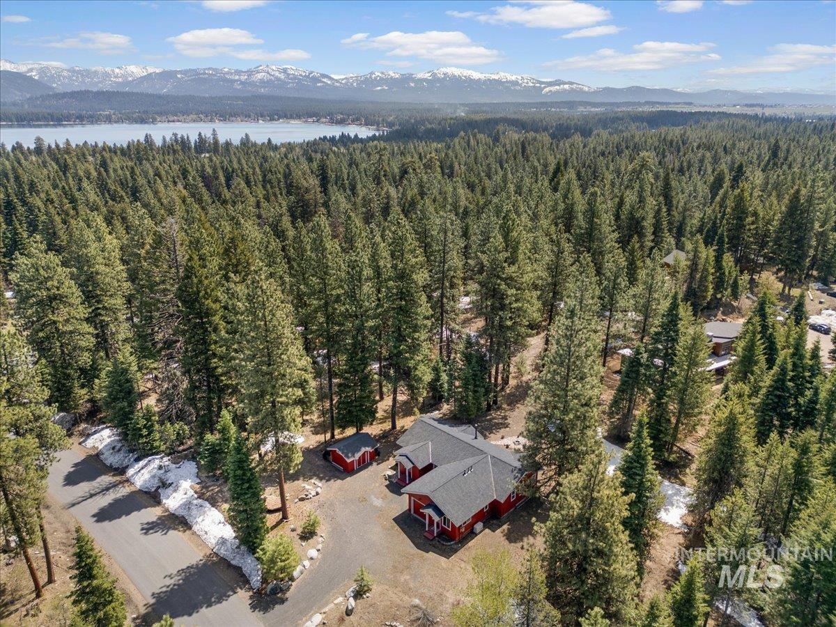1640 Forest Trails Drive, McCall, Idaho 83638, 3 Bedrooms, 3 Bathrooms, Residential For Sale, Price $889,750,MLS 98962145