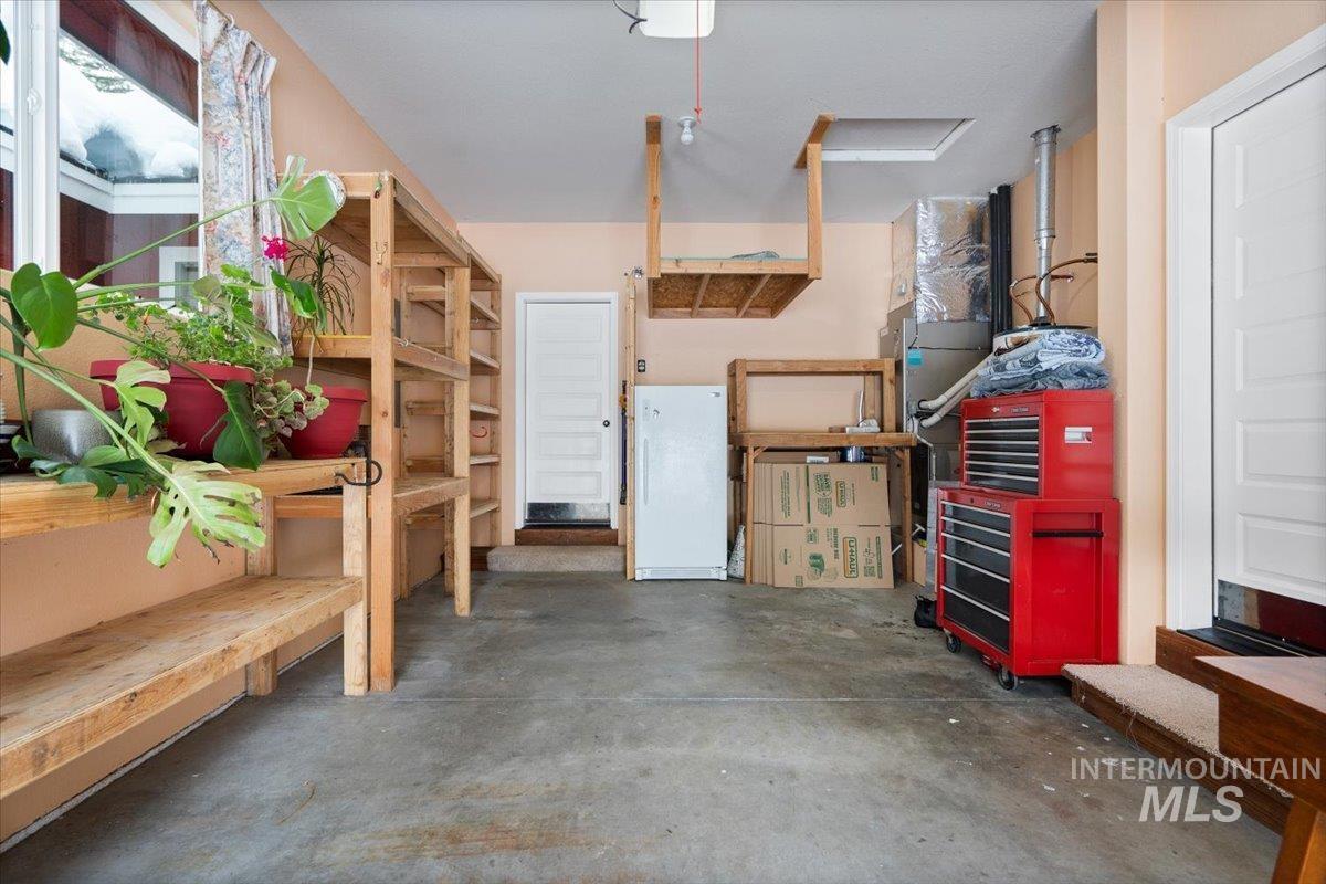 1640 Forest Trails Drive, McCall, Idaho 83638, 3 Bedrooms, 3 Bathrooms, Residential For Sale, Price $889,750,MLS 98962145