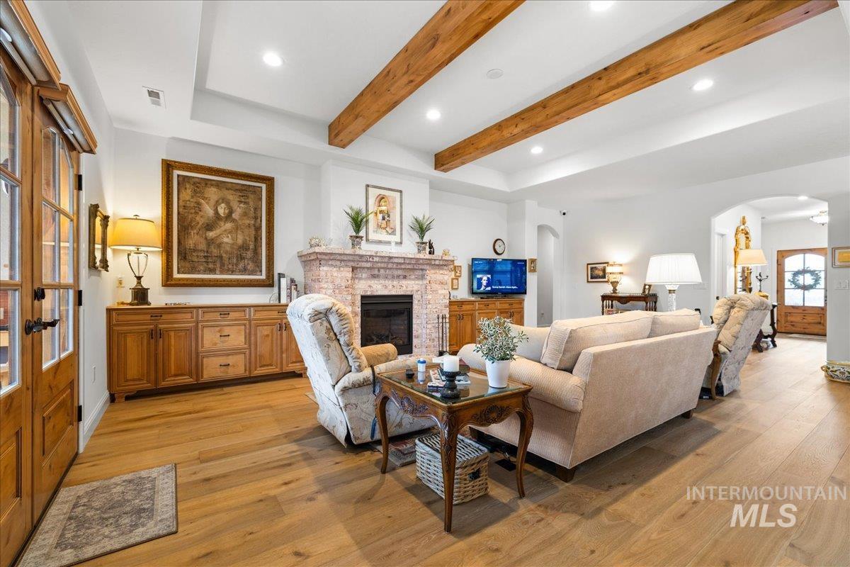 2016 E Mainacht St, Meridian, Idaho 83642, 3 Bedrooms, 2.5 Bathrooms, Residential For Sale, Price $775,000, 98962148