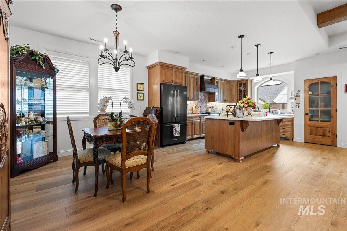 2016 E Mainacht St, Meridian, Idaho 83642, 3 Bedrooms, 2.5 Bathrooms, Residential For Sale, Price $775,000, 98962148