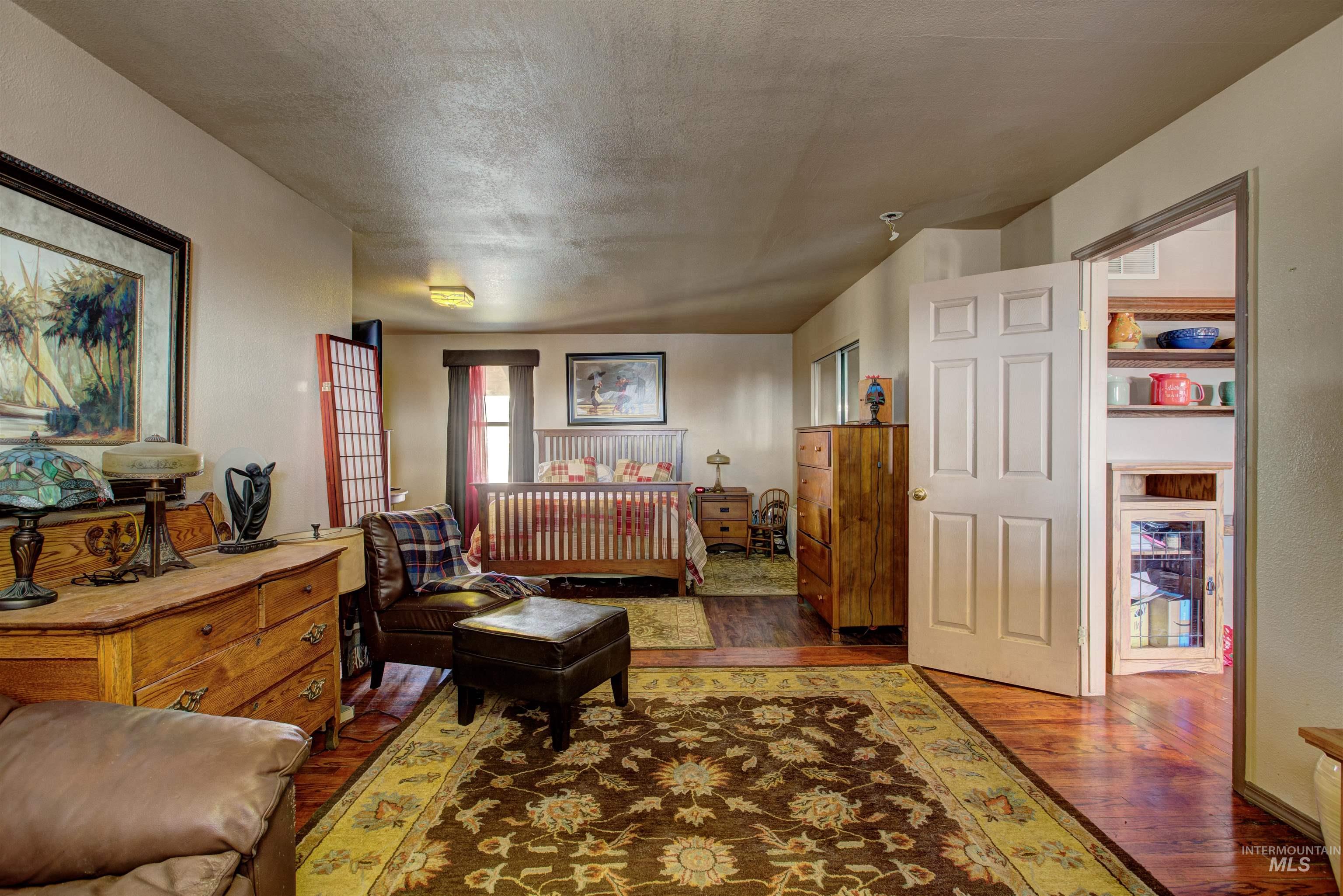 695 Totem Dr, Weiser, Idaho 83672, 4 Bedrooms, 2.5 Bathrooms, Residential For Sale, Price $480,000, 98962152