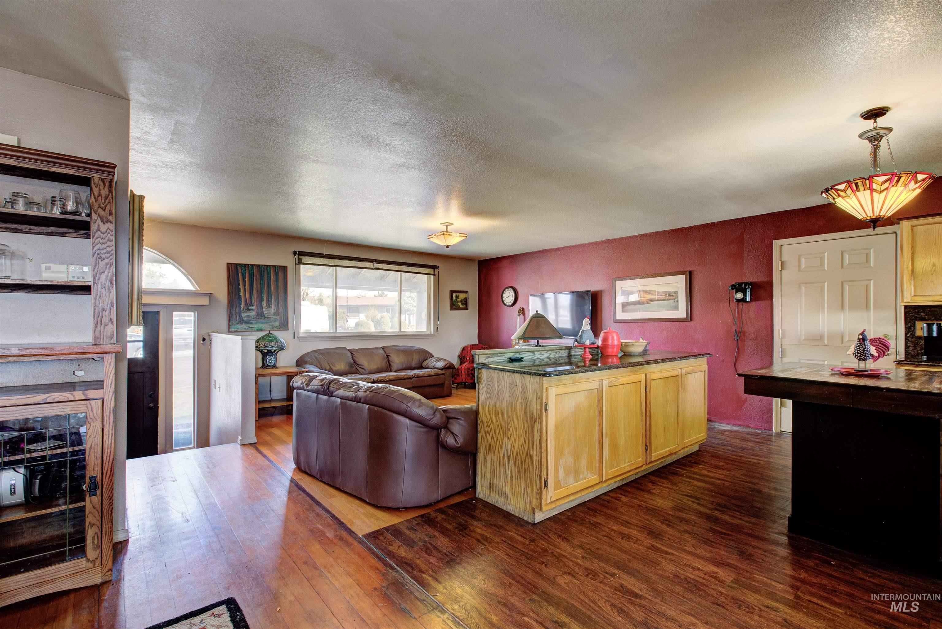 695 Totem Dr, Weiser, Idaho 83672, 4 Bedrooms, 2.5 Bathrooms, Residential For Sale, Price $480,000, 98962152