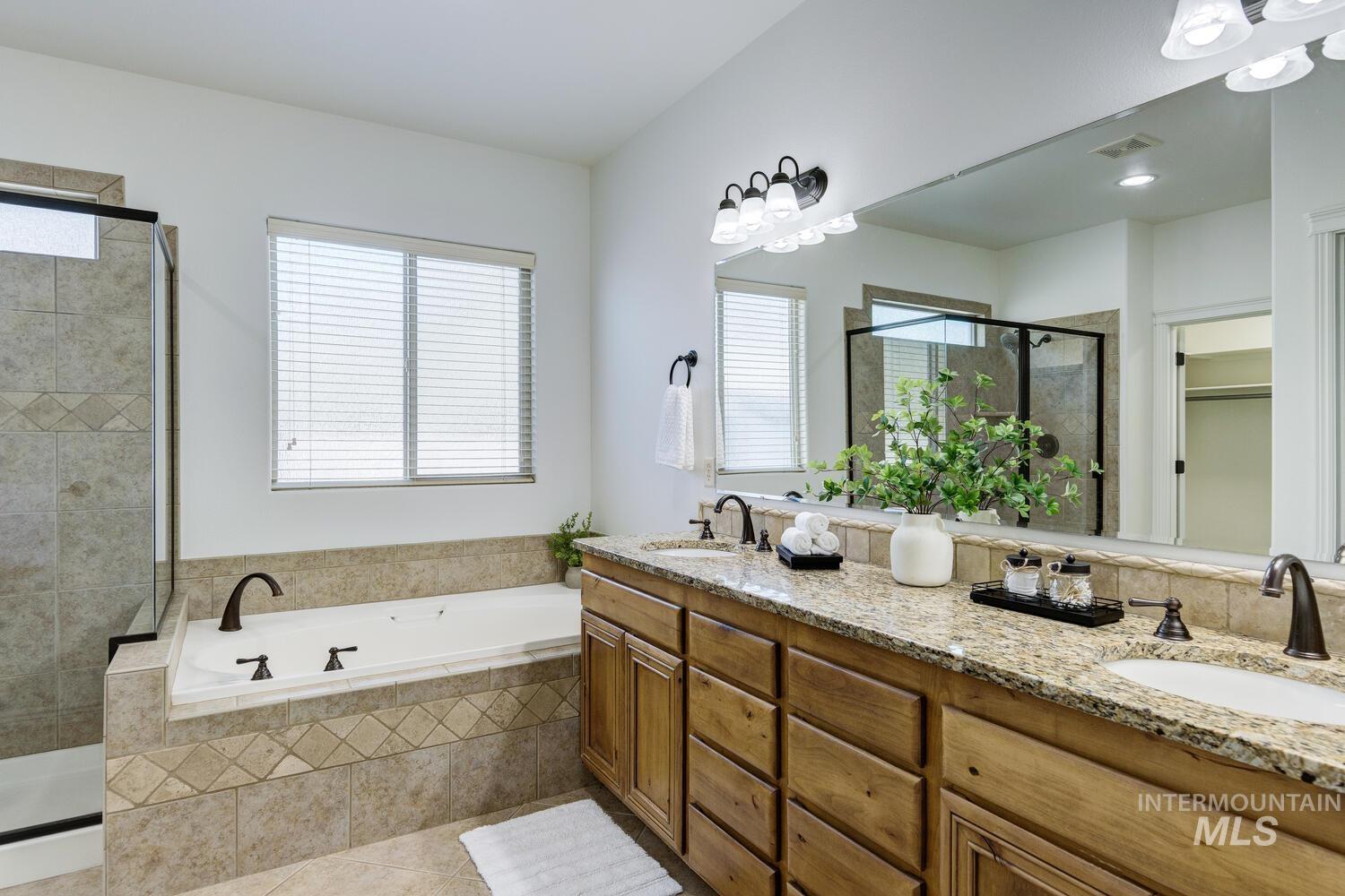 2430 N O'Conner Ave., Meridian, Idaho 83646, 6 Bedrooms, 4 Bathrooms, Residential For Sale, Price $919,800,MLS 98962226