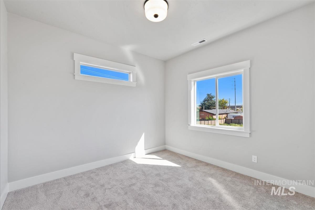 6672 W Los Flores Dr, Meridian, Idaho 83646, 3 Bedrooms, 2.5 Bathrooms, Residential For Sale, Price $569,900,MLS 98962229