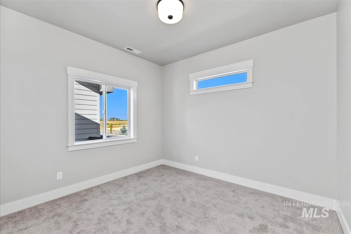 6672 W Los Flores Dr, Meridian, Idaho 83646, 3 Bedrooms, 2.5 Bathrooms, Residential For Sale, Price $569,900,MLS 98962229