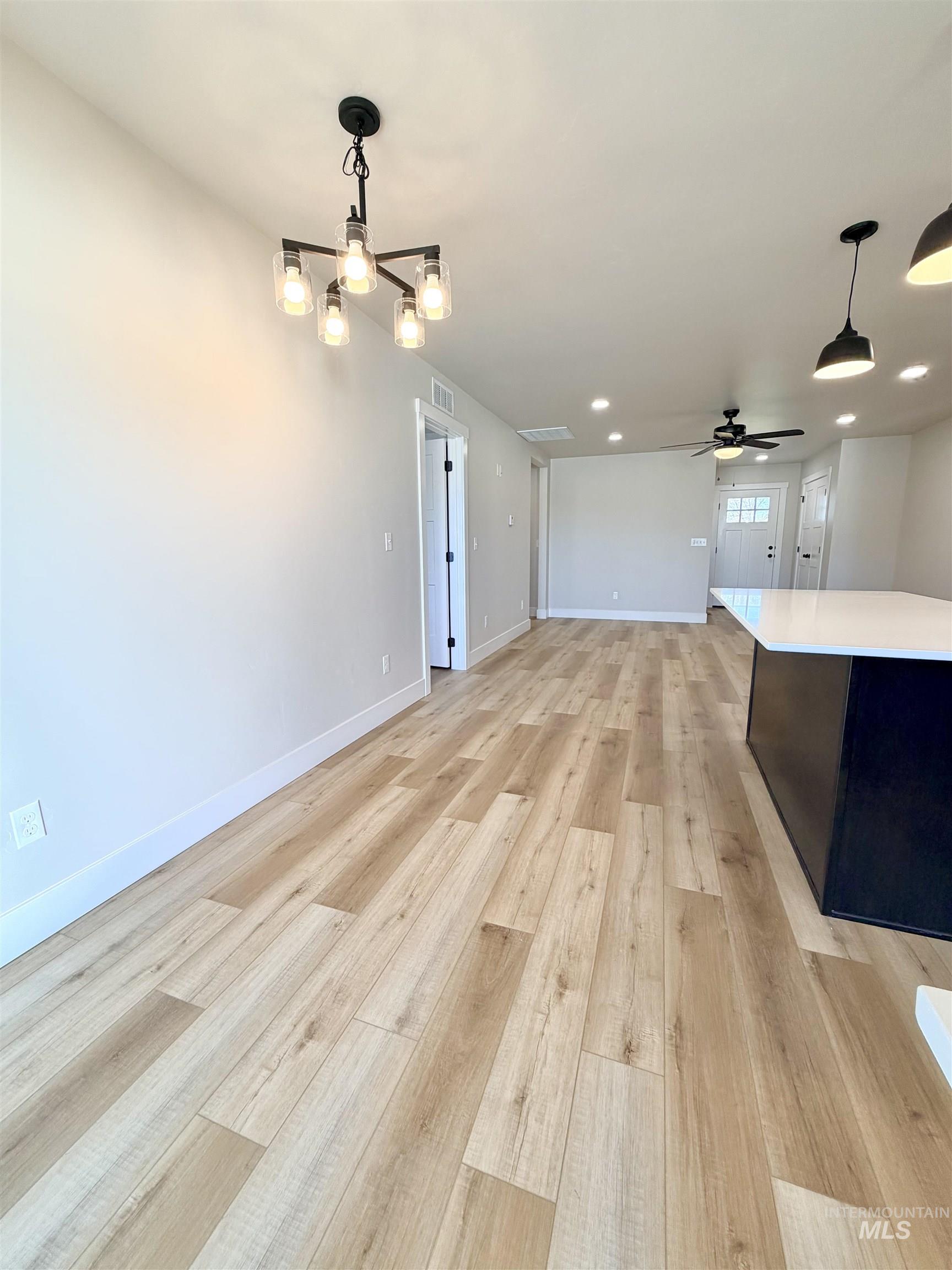 250 Elm St N, Vale, Oregon 97918, 3 Bedrooms, 2 Bathrooms, Residential For Sale, Price $296,700,MLS 98962238