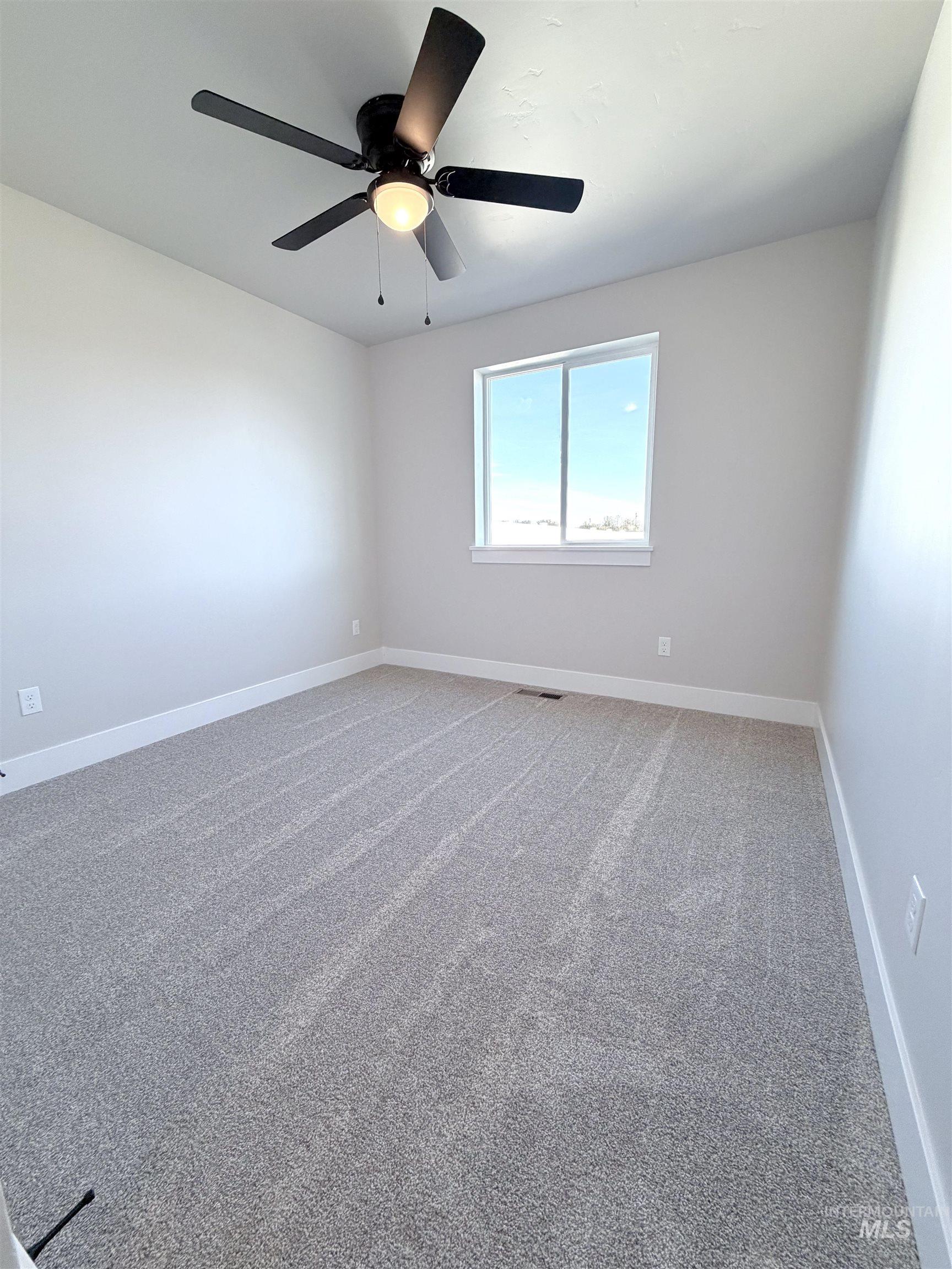 250 Elm St N, Vale, Oregon 97918, 3 Bedrooms, 2 Bathrooms, Residential For Sale, Price $296,700,MLS 98962238