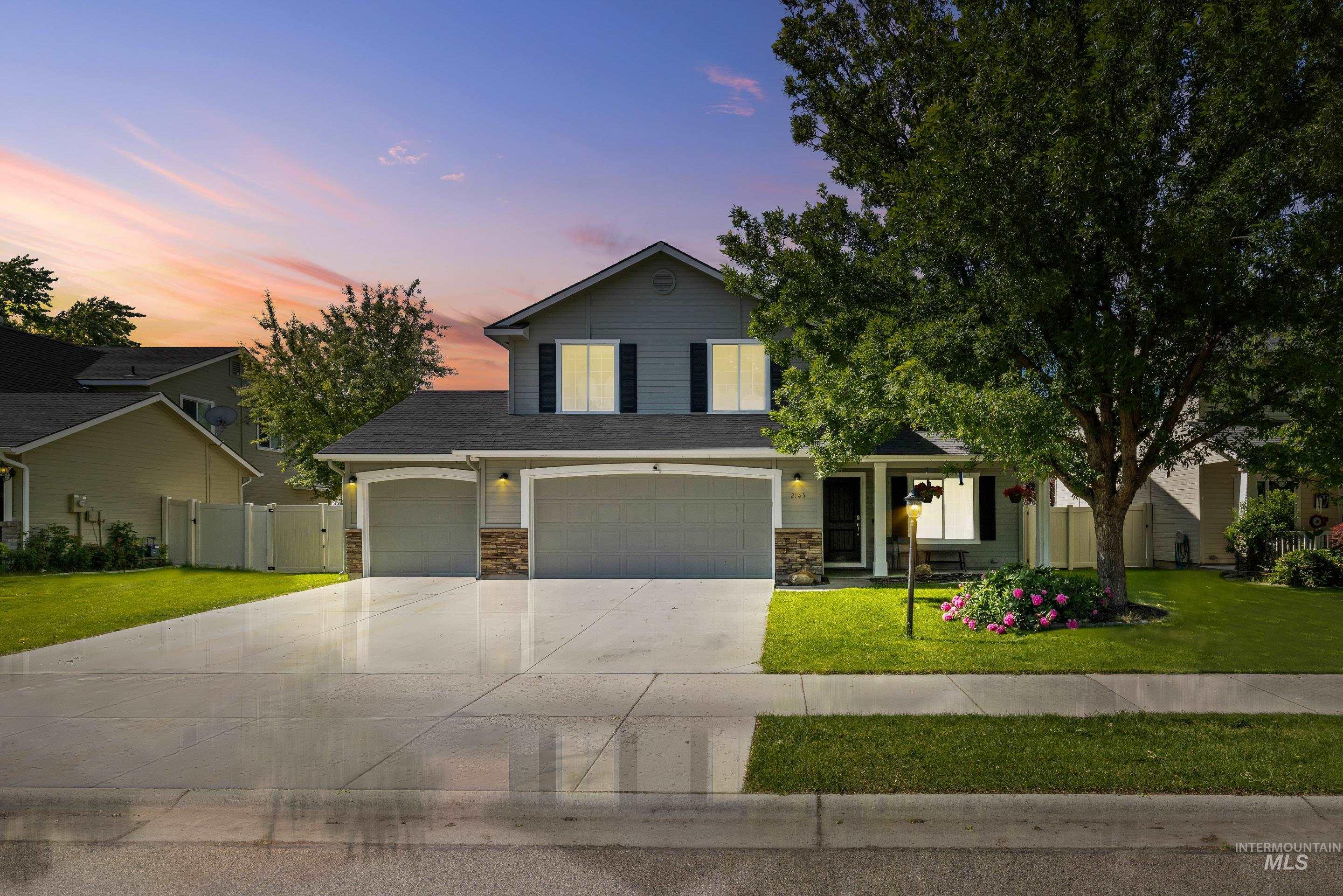 2145 W Quilceda, Kuna, Idaho 83634, 5 Bedrooms, 2.5 Bathrooms, Residential For Sale, Price $522,000,MLS 98962240