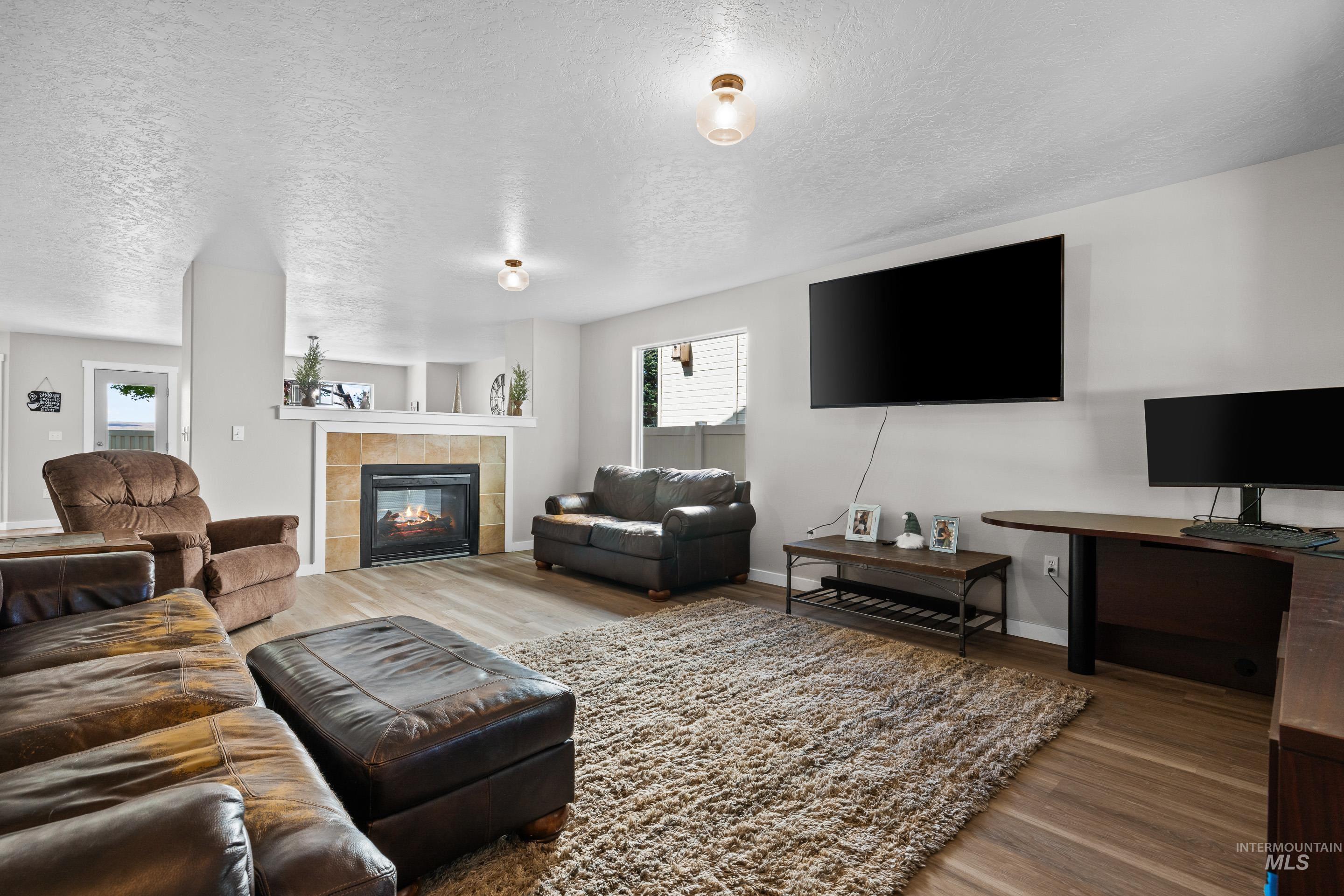 2145 W Quilceda, Kuna, Idaho 83634, 5 Bedrooms, 2.5 Bathrooms, Residential For Sale, Price $522,000,MLS 98962240