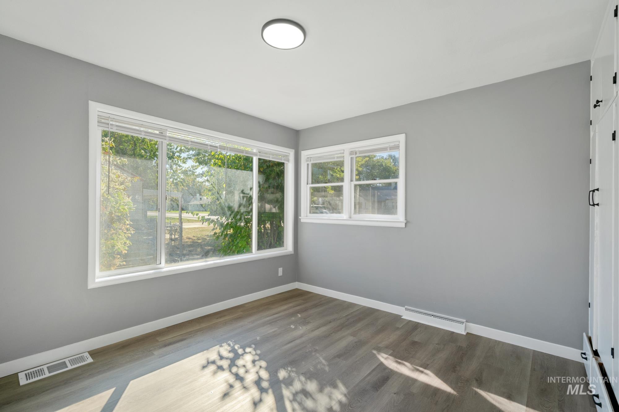 716 W Linden St., Boise, Idaho 83706, 4 Bedrooms, 1 Bathroom, Residential Income For Sale, Price $629,900,MLS 98962265