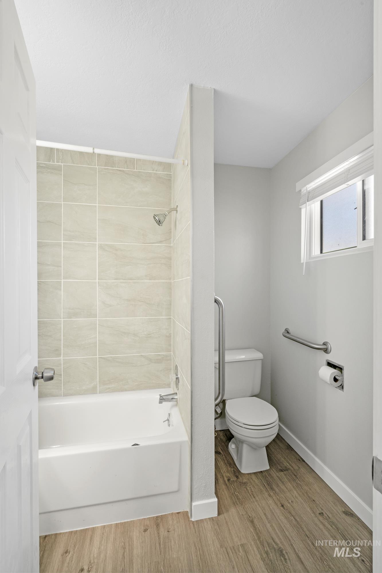 716 W Linden St., Boise, Idaho 83706, 4 Bedrooms, 1 Bathroom, Residential Income For Sale, Price $629,900,MLS 98962265