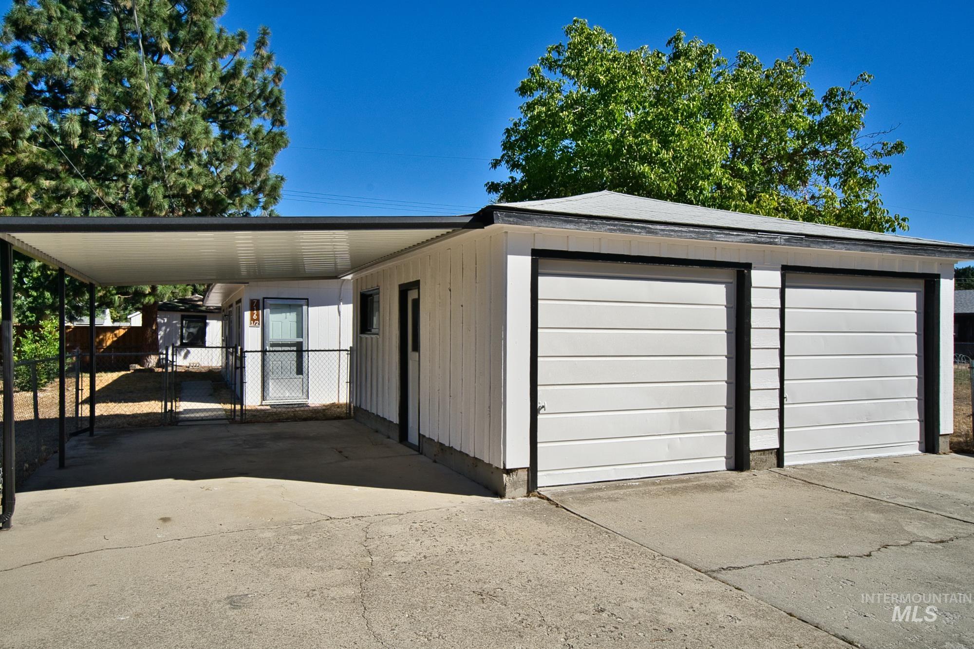 716 W Linden St., Boise, Idaho 83706, 4 Bedrooms, 1 Bathroom, Residential Income For Sale, Price $629,900,MLS 98962265