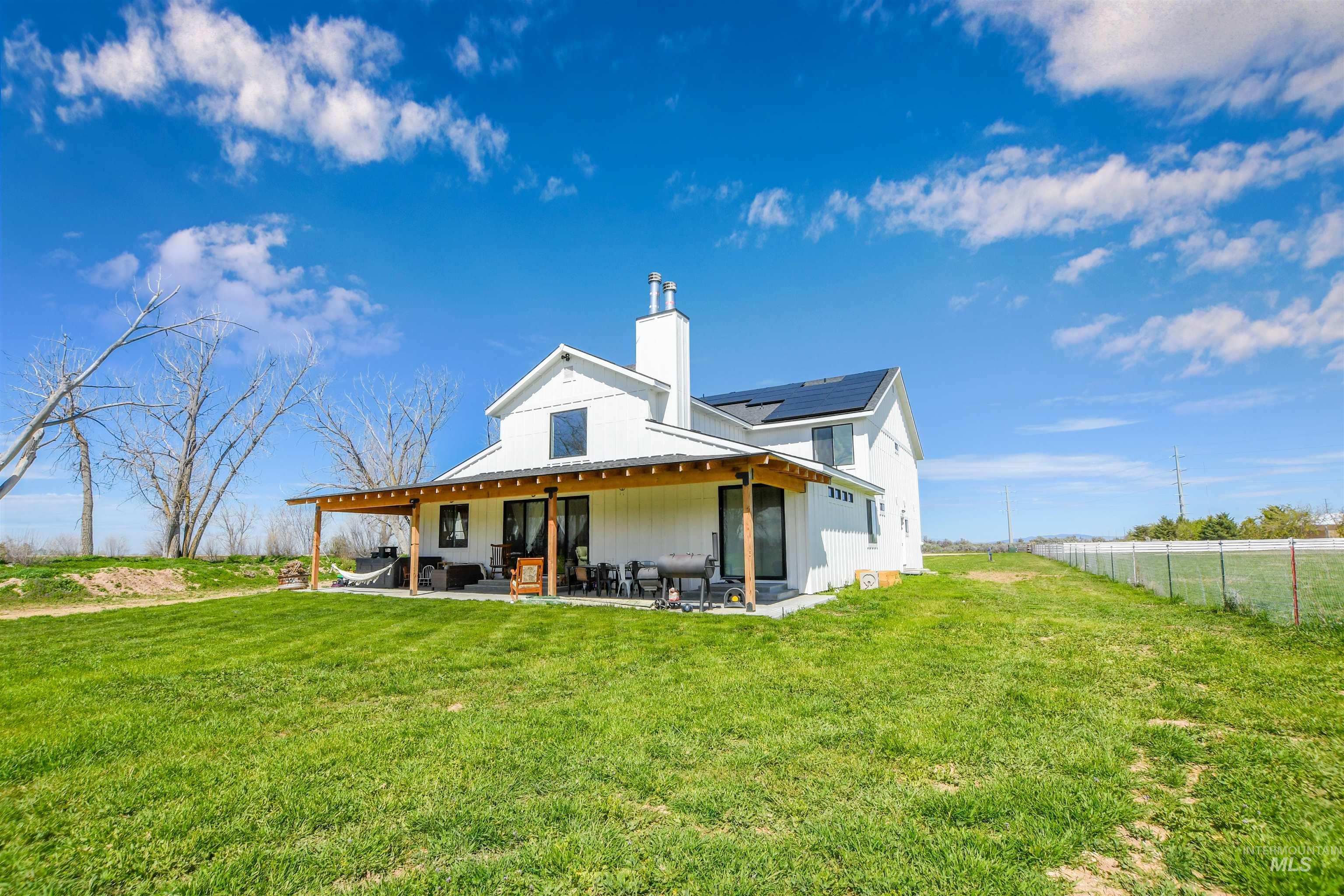 6141 E Toon Ln, Kuna, Idaho 83634, 7 Bedrooms, 5 Bathrooms, Residential For Sale, Price $950,000,MLS 98962281