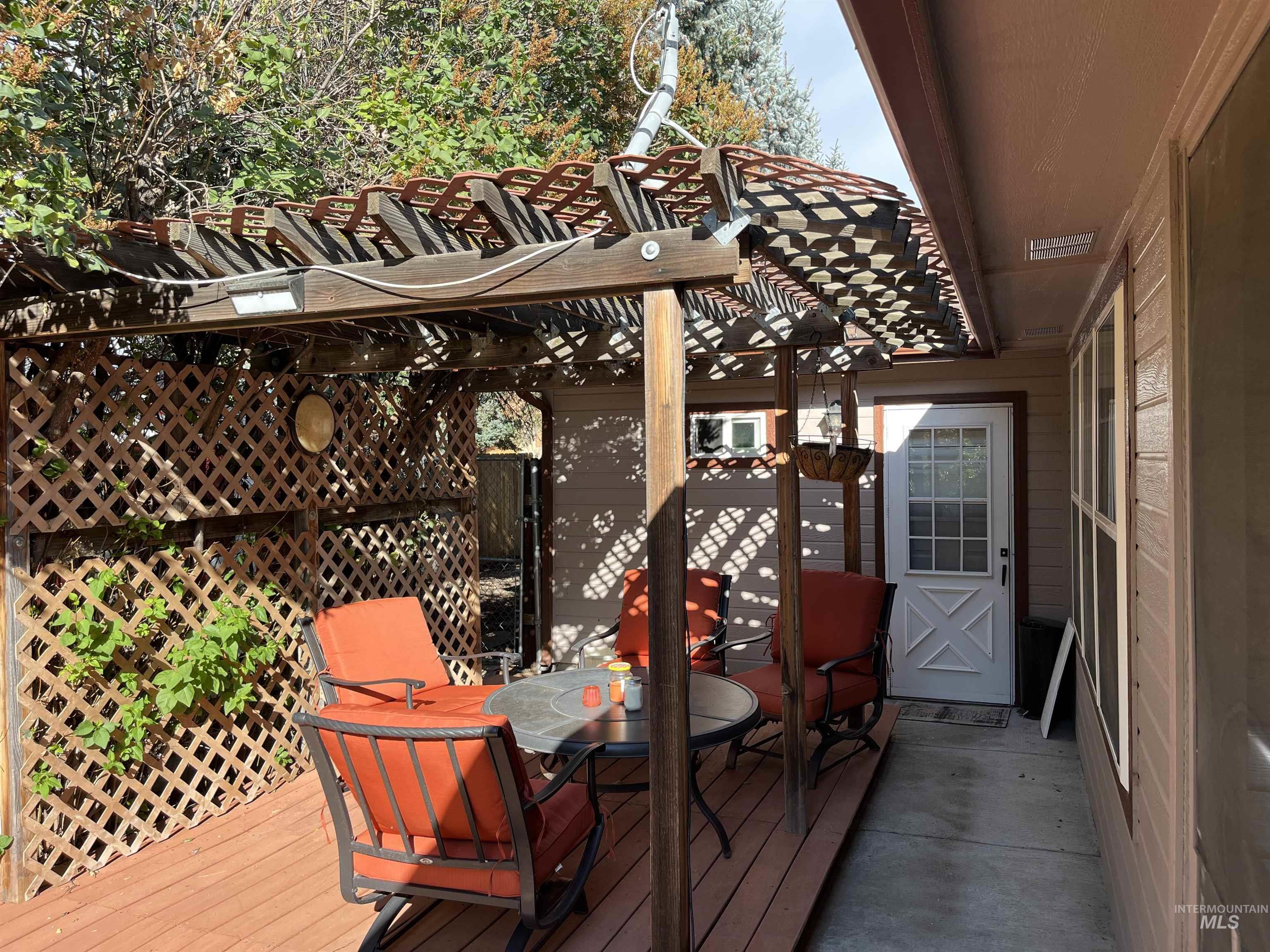 1785 Knight Court, Mountain Home, Idaho 83647, 4 Bedrooms, 3 Bathrooms, Residential For Sale, Price $410,000, 98962283