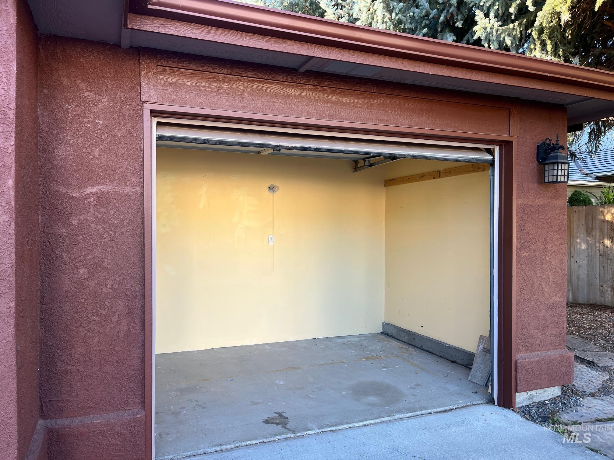 1785 Knight Court, Mountain Home, Idaho 83647, 4 Bedrooms, 3 Bathrooms, Residential For Sale, Price $410,000, 98962283