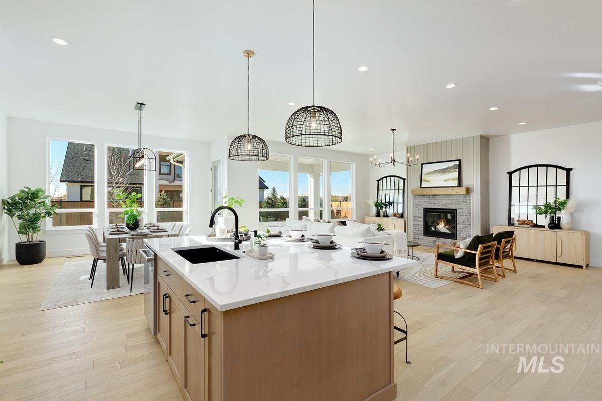 21895 Paint Ave, Star, Idaho 83669, 3 Bedrooms, 2.5 Bathrooms, Residential For Sale, Price $869,900,MLS 98962300