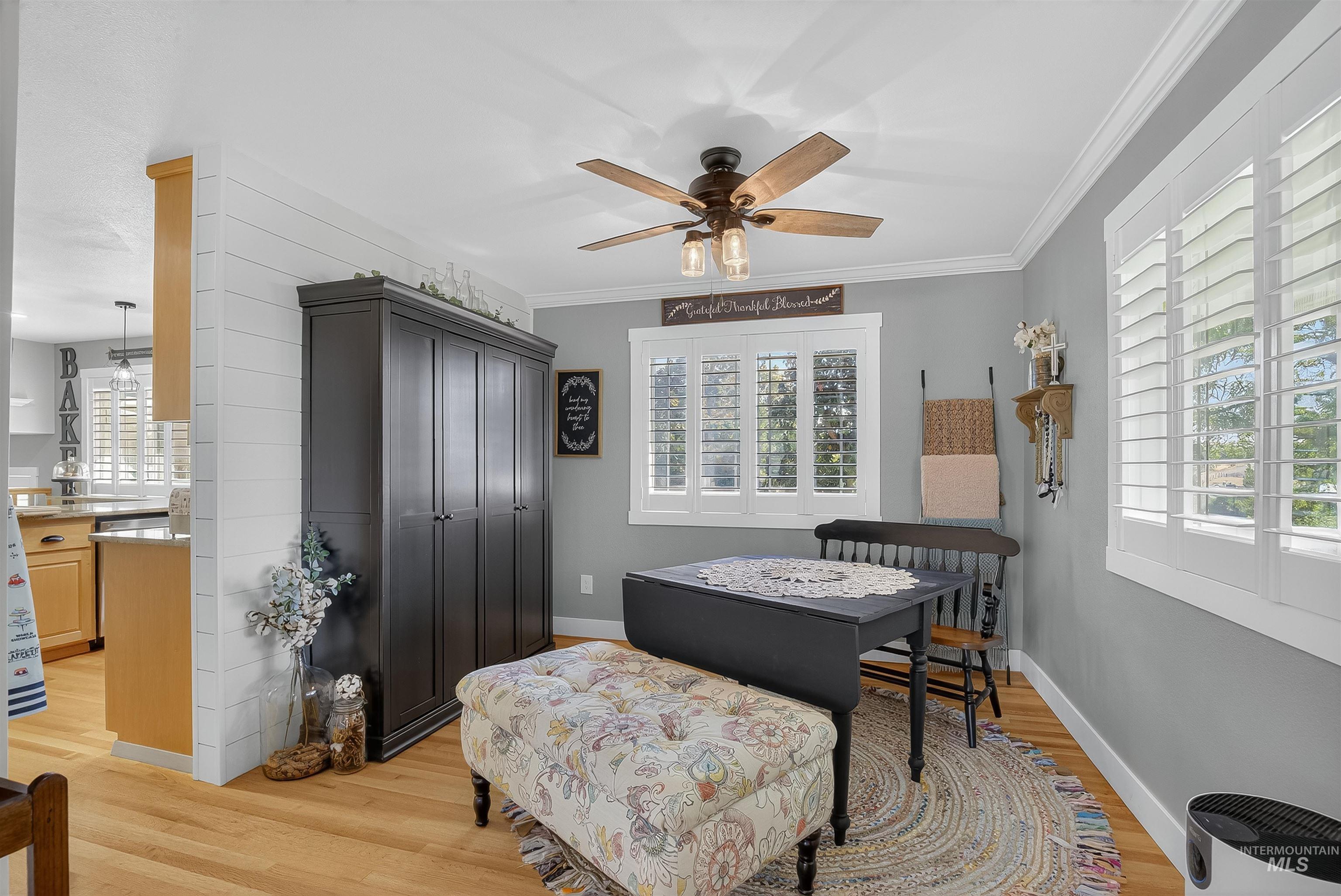 2335 Valleyview Ct., Clarkston, Washington 99403, 3 Bedrooms, 2.5 Bathrooms, Residential For Sale, Price $629,000,MLS 98962321