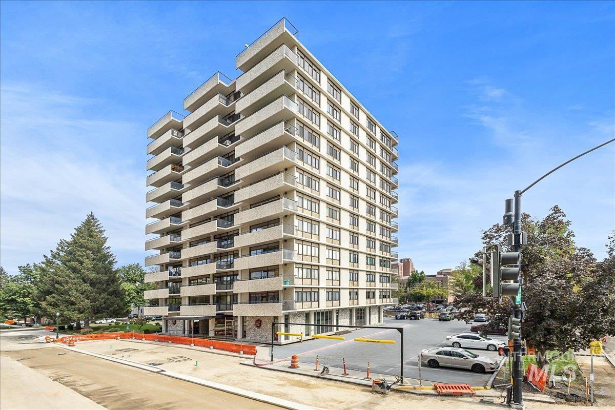 200 N 3rd, Boise, Idaho 83702, 2 Bedrooms, 1 Bathroom, Residential For Sale, Price $489,900,MLS 98962345