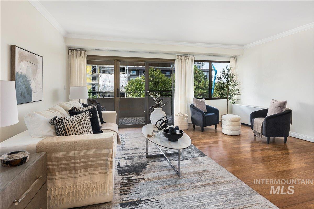 200 N 3rd, Boise, Idaho 83702, 2 Bedrooms, 1 Bathroom, Residential For Sale, Price $489,900,MLS 98962345