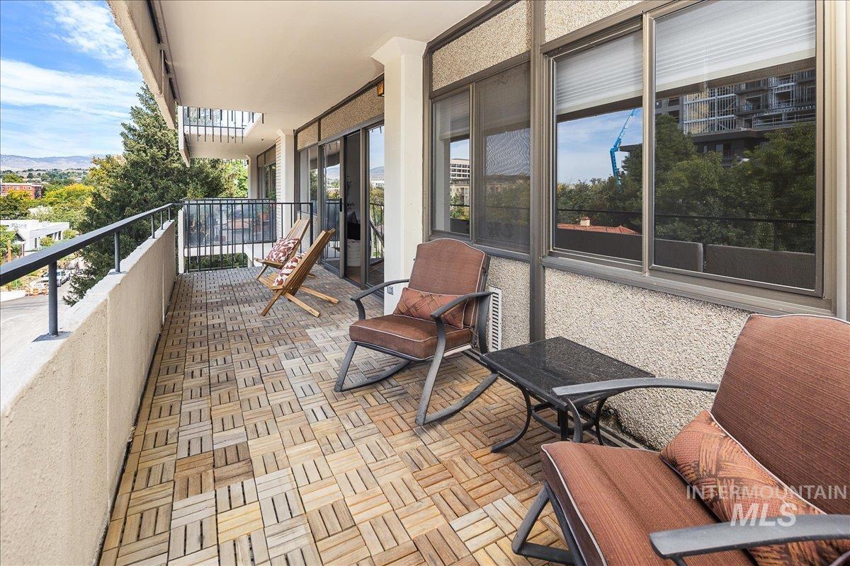 200 N 3rd, Boise, Idaho 83702, 2 Bedrooms, 1 Bathroom, Residential For Sale, Price $489,900,MLS 98962345