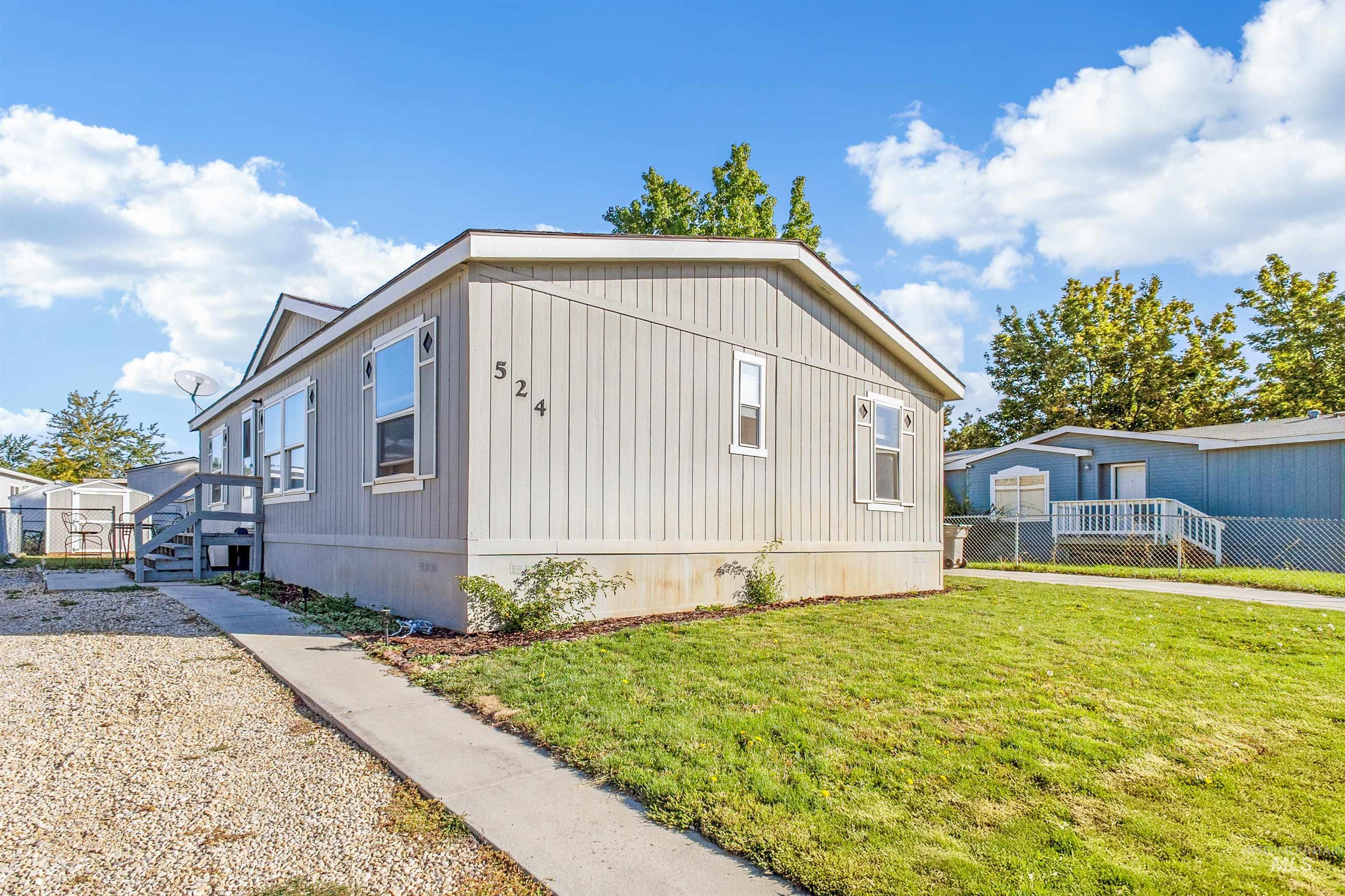 524 W Mesquite St, Boise, Idaho 83713, 3 Bedrooms, 2 Bathrooms, Residential For Sale, Price $104,950,MLS 98962349