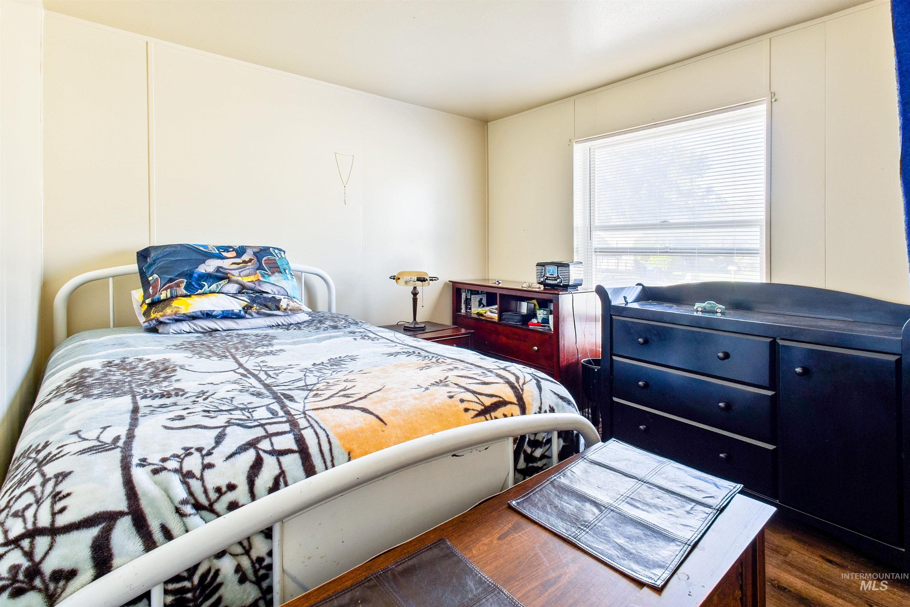 524 W Mesquite St, Boise, Idaho 83713, 3 Bedrooms, 2 Bathrooms, Residential For Sale, Price $104,950,MLS 98962349