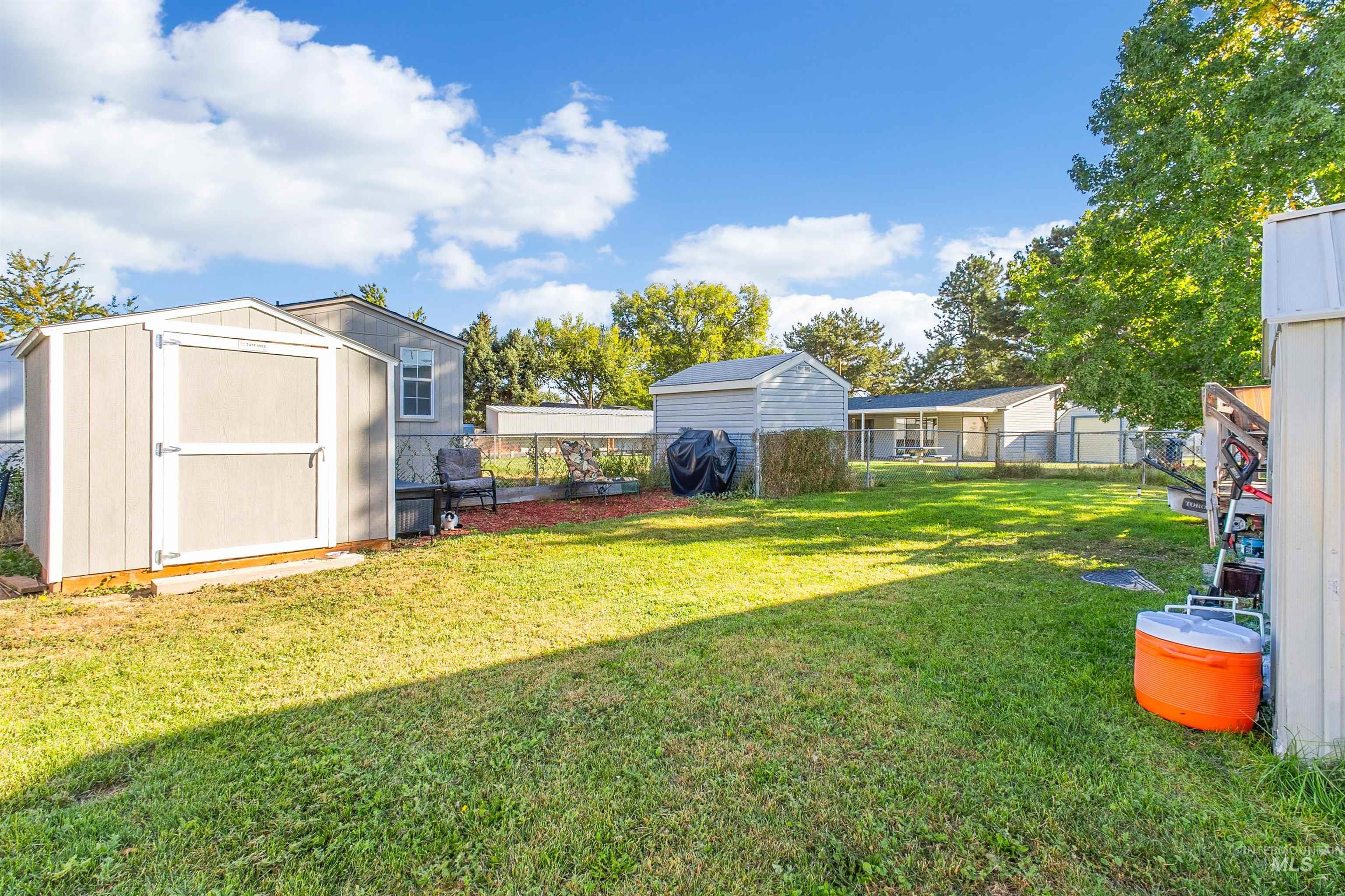 524 W Mesquite St, Boise, Idaho 83713, 3 Bedrooms, 2 Bathrooms, Residential For Sale, Price $104,950,MLS 98962349