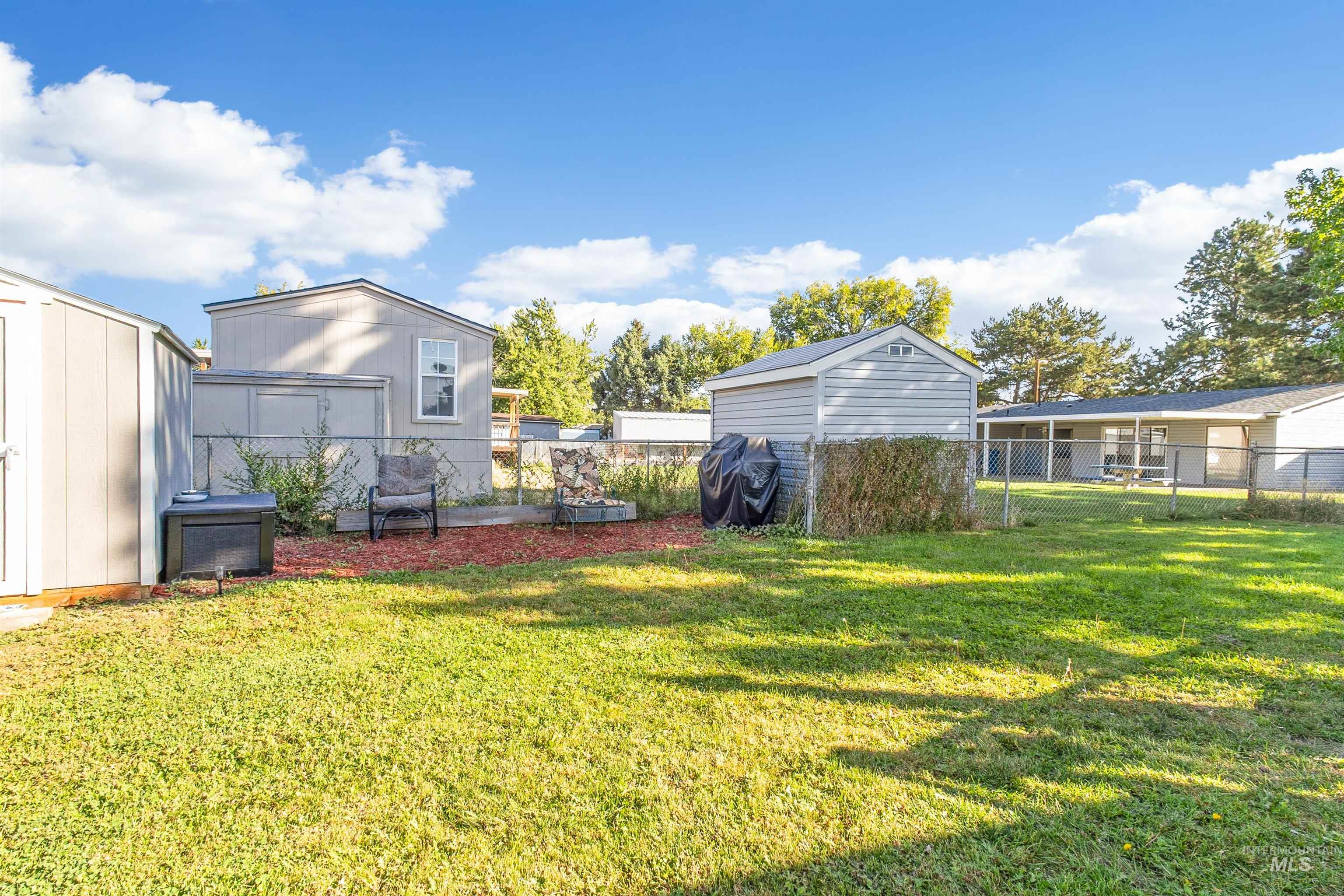 524 W Mesquite St, Boise, Idaho 83713, 3 Bedrooms, 2 Bathrooms, Residential For Sale, Price $104,950,MLS 98962349