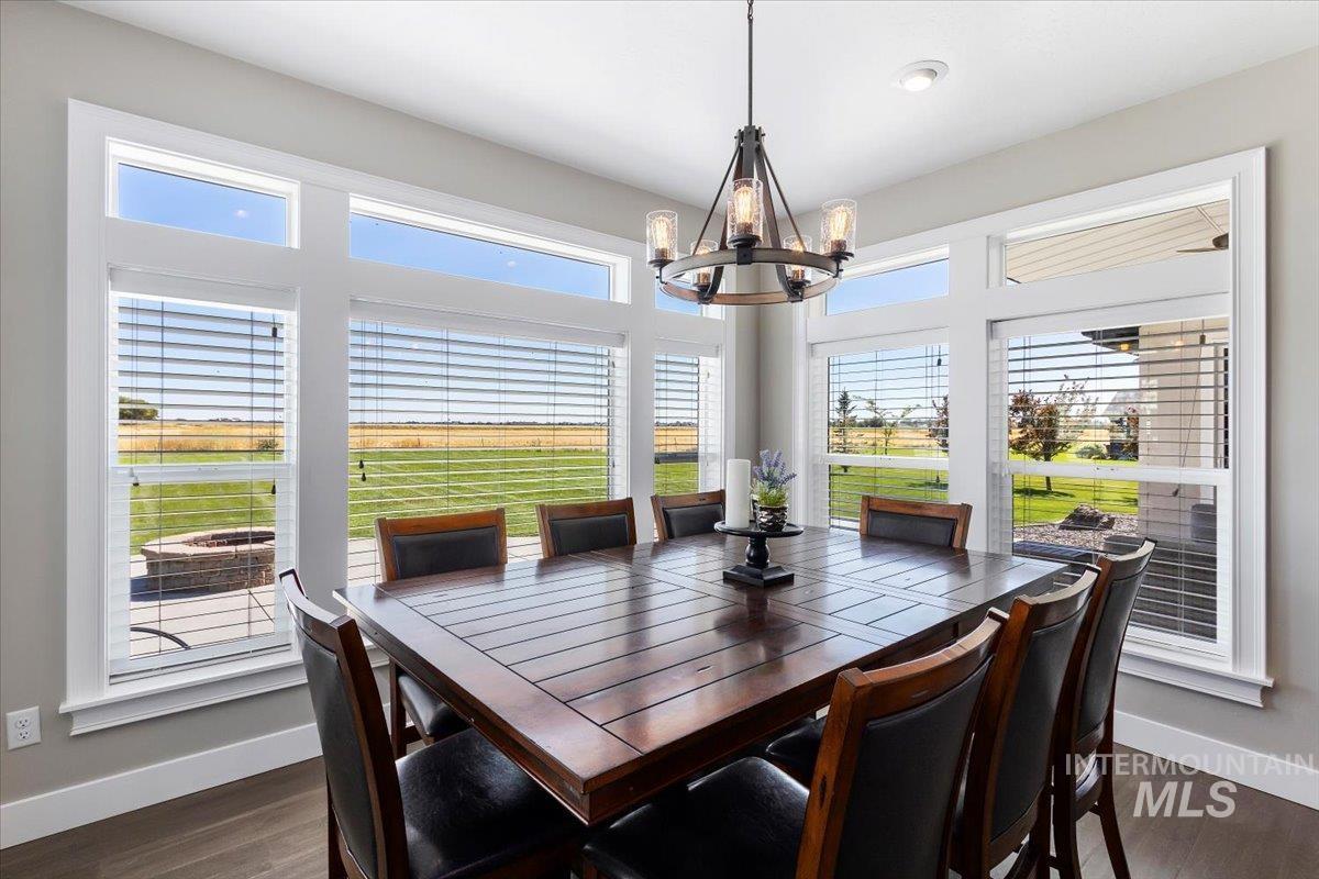 1650 Stone Gate Dr, Twin Falls, Idaho 83301-5892, 4 Bedrooms, 4 Bathrooms, Residential For Sale, Price $1,199,000, 98962354