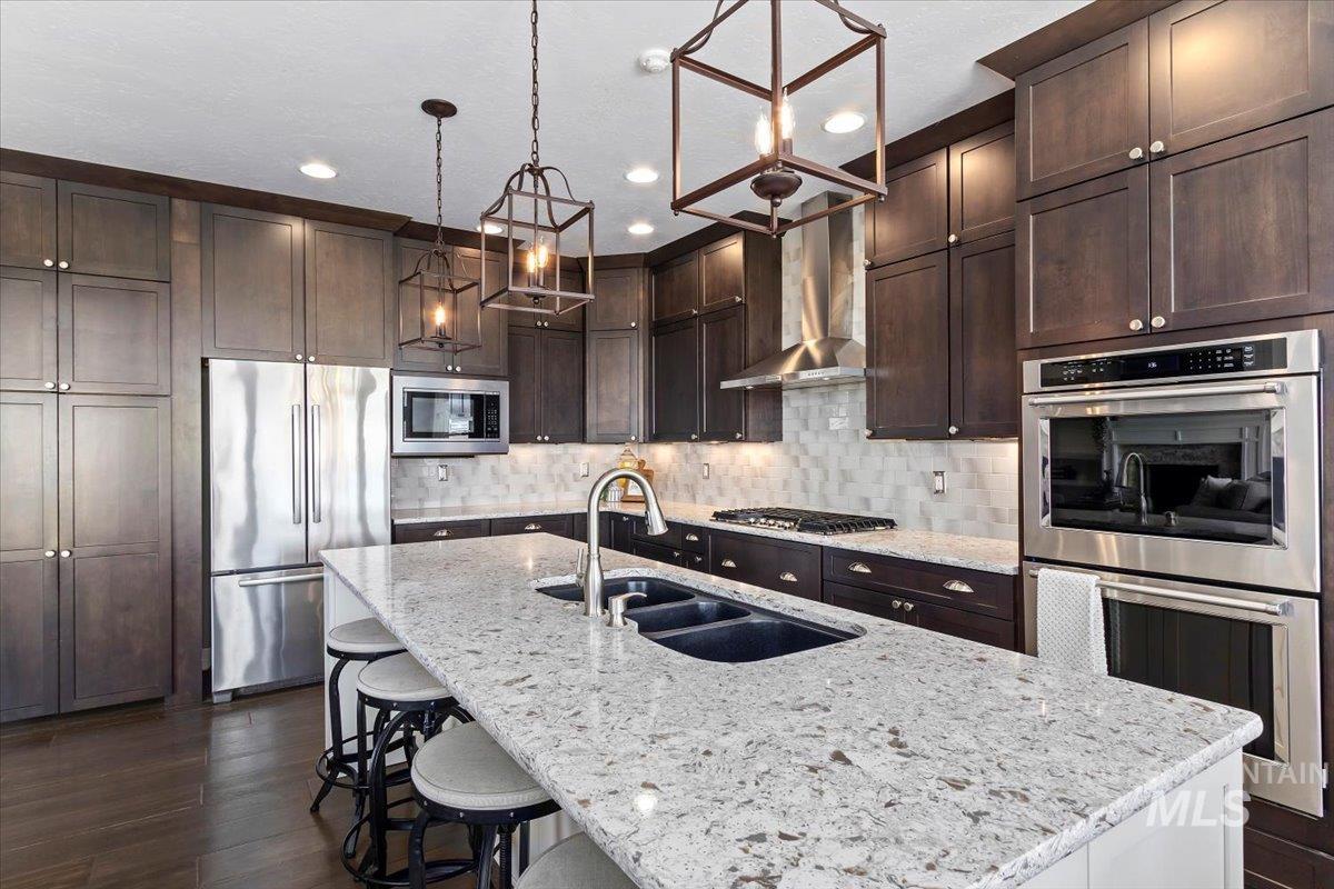 1650 Stone Gate Dr, Twin Falls, Idaho 83301-5892, 4 Bedrooms, 4 Bathrooms, Residential For Sale, Price $1,199,000, 98962354