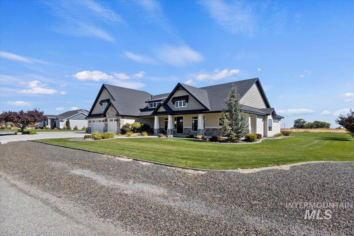 1650 Stone Gate Dr, Twin Falls, Idaho 83301-5892, 4 Bedrooms, 4 Bathrooms, Residential For Sale, Price $1,199,000, 98962354