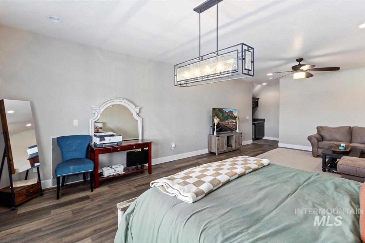 1650 Stone Gate Dr, Twin Falls, Idaho 83301-5892, 4 Bedrooms, 4 Bathrooms, Residential For Sale, Price $1,199,000, 98962354