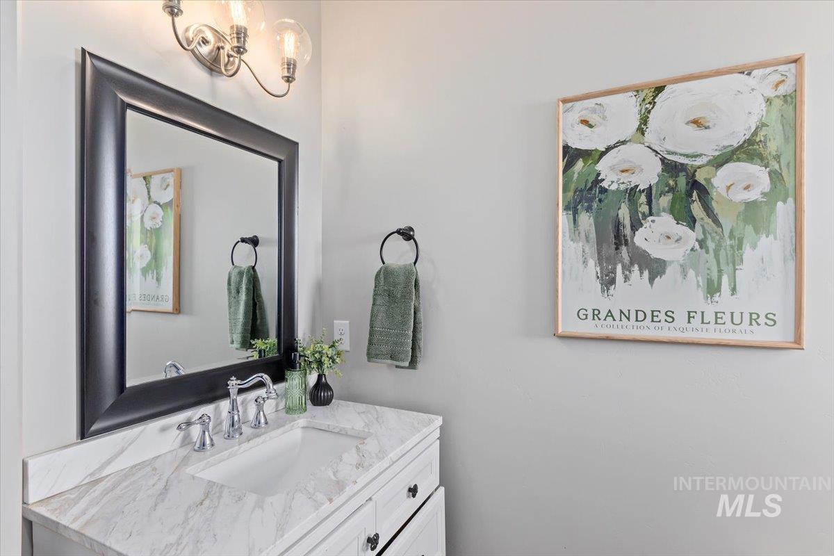 1650 Stone Gate Dr, Twin Falls, Idaho 83301-5892, 4 Bedrooms, 4 Bathrooms, Residential For Sale, Price $1,199,000, 98962354