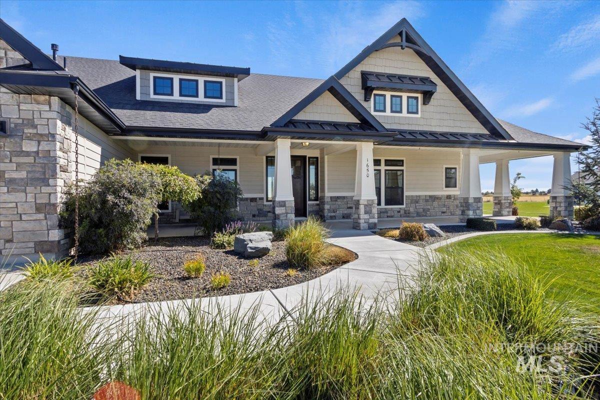 1650 Stone Gate Dr, Twin Falls, Idaho 83301-5892, 4 Bedrooms, 4 Bathrooms, Residential For Sale, Price $1,199,000, 98962354
