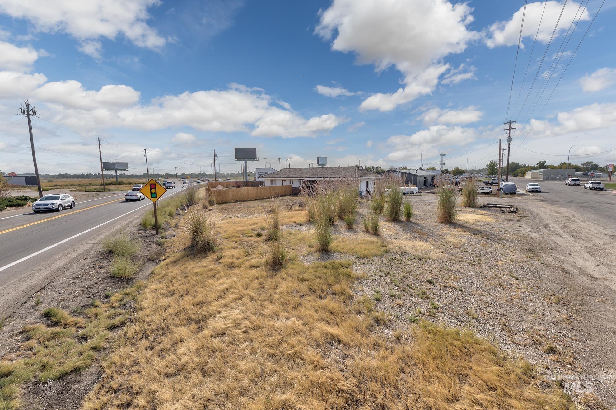 1534 NE 10th Ave., Payette, Idaho 83661, 2 Bedrooms, 7 Rooms, Business/Commercial For Sale, Price $359,000, 98962394