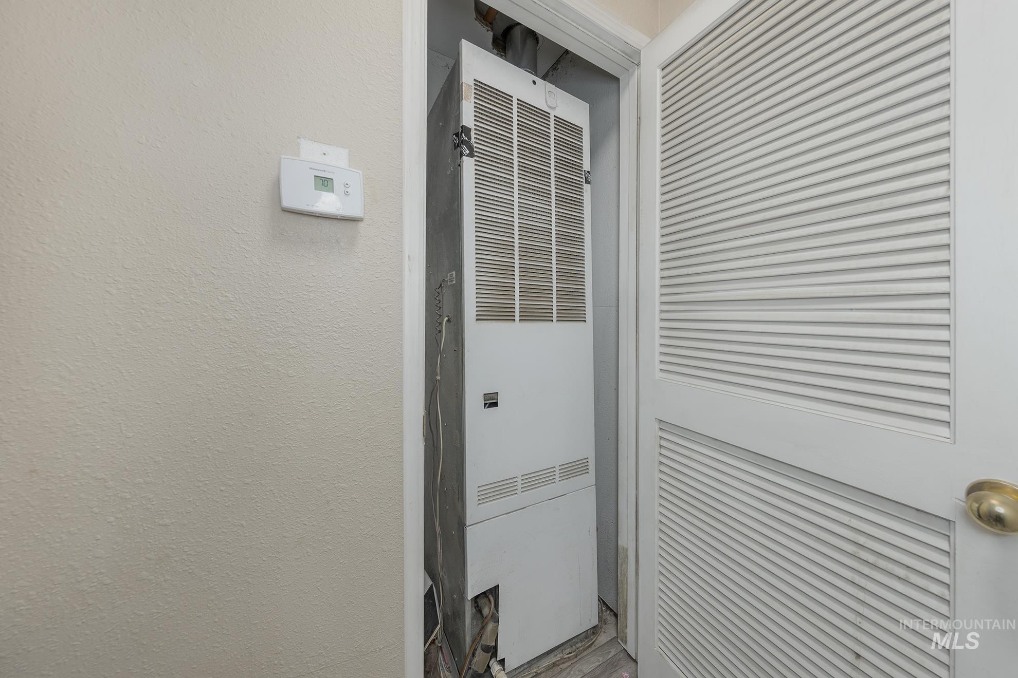 1534 NE 10th Ave., Payette, Idaho 83661, 2 Bedrooms, 7 Rooms, Business/Commercial For Sale, Price $359,000, 98962394