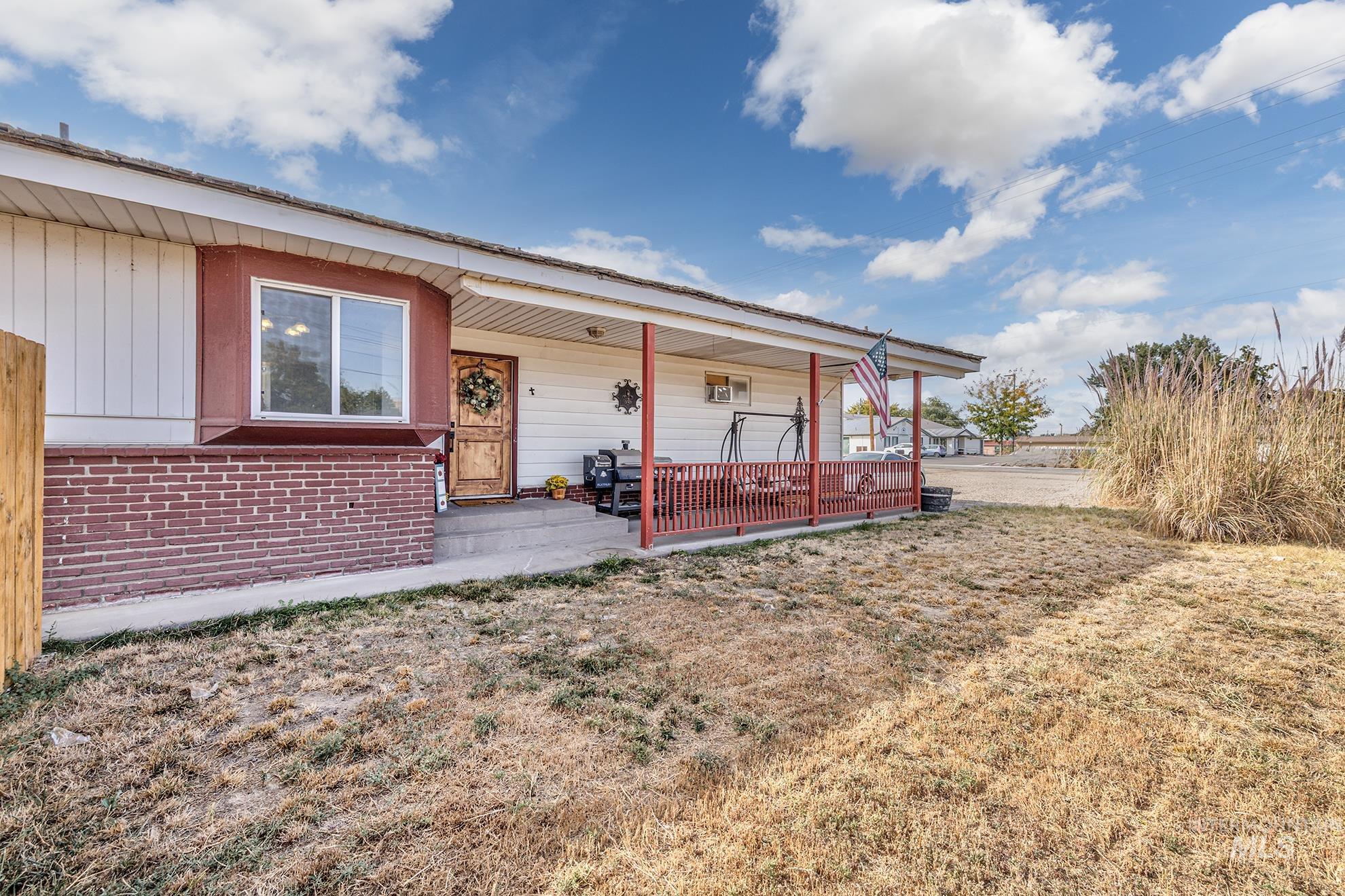 1534 NE 10th Ave., Payette, Idaho 83661, 2 Bedrooms, 7 Rooms, Business/Commercial For Sale, Price $359,000, 98962394