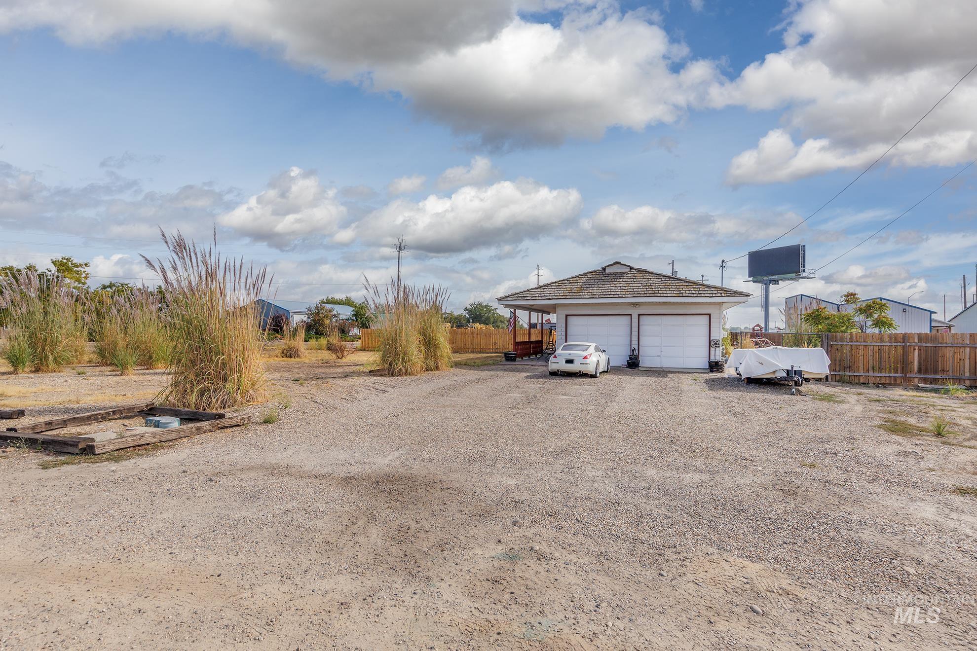 1534 NE 10th Ave., Payette, Idaho 83661, 2 Bedrooms, 7 Rooms, Business/Commercial For Sale, Price $359,000, 98962394