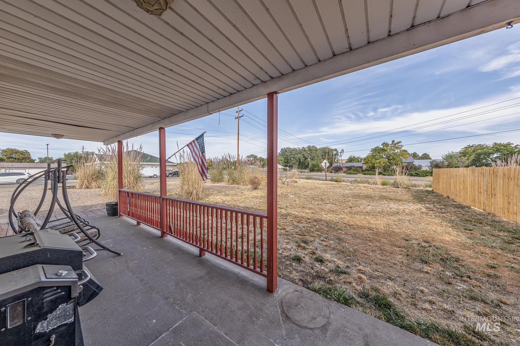 1534 NE 10th Ave., Payette, Idaho 83661, 2 Bedrooms, 7 Rooms, Business/Commercial For Sale, Price $359,000, 98962394