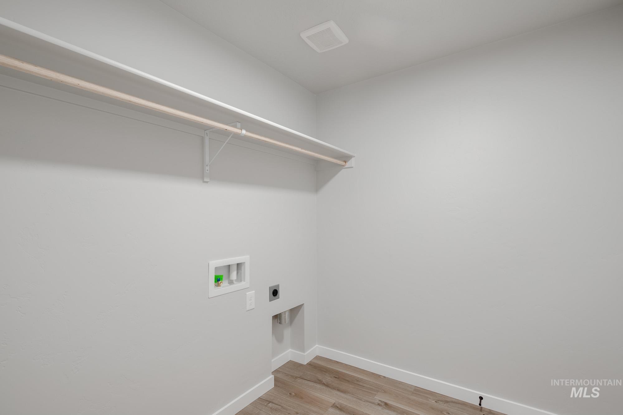 6256 W Karpathos St, Meridian, Idaho 83646, 3 Bedrooms, 2 Bathrooms, Residential For Sale, Price $422,990,MLS 98962397